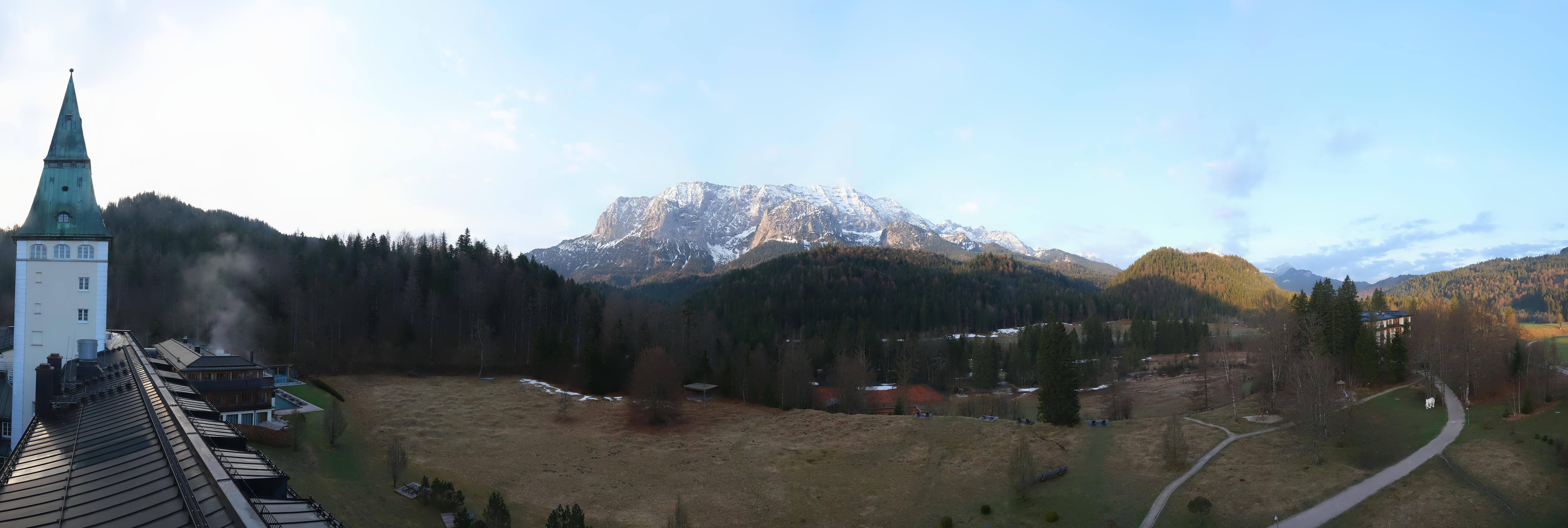 Archiv Foto Webcam Garmisch-Partenkirchen: Schloss Elmau