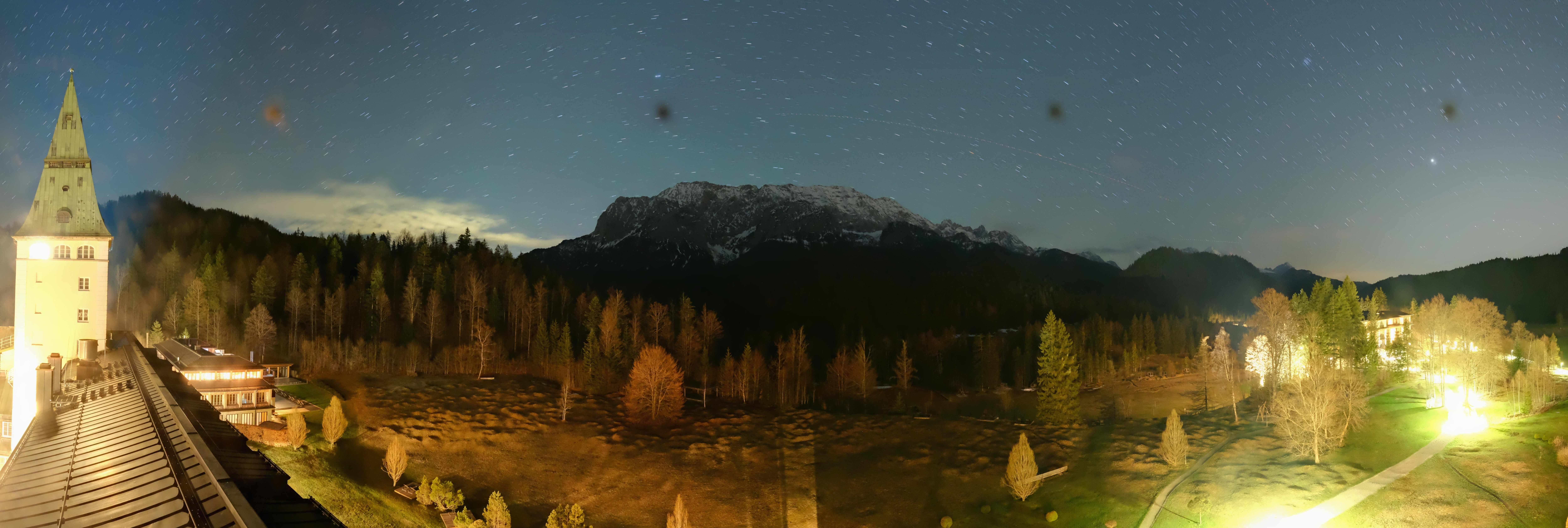 Archiv Foto Webcam Garmisch-Partenkirchen: Schloss Elmau