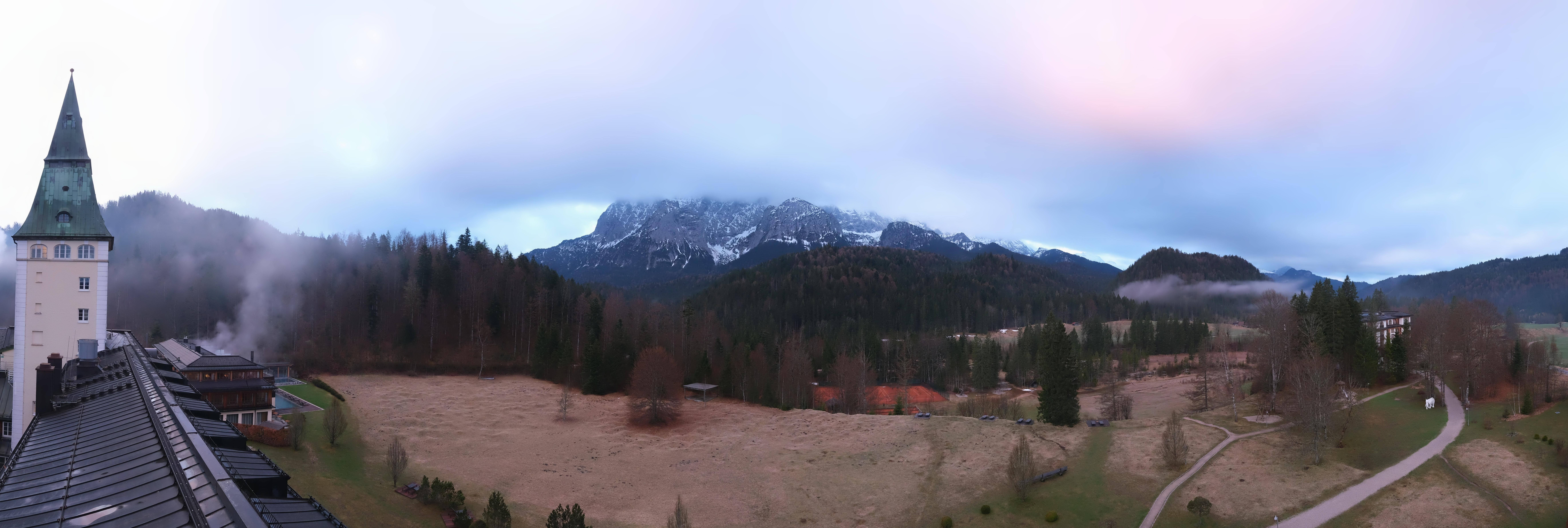 Archiv Foto Webcam Garmisch-Partenkirchen: Schloss Elmau