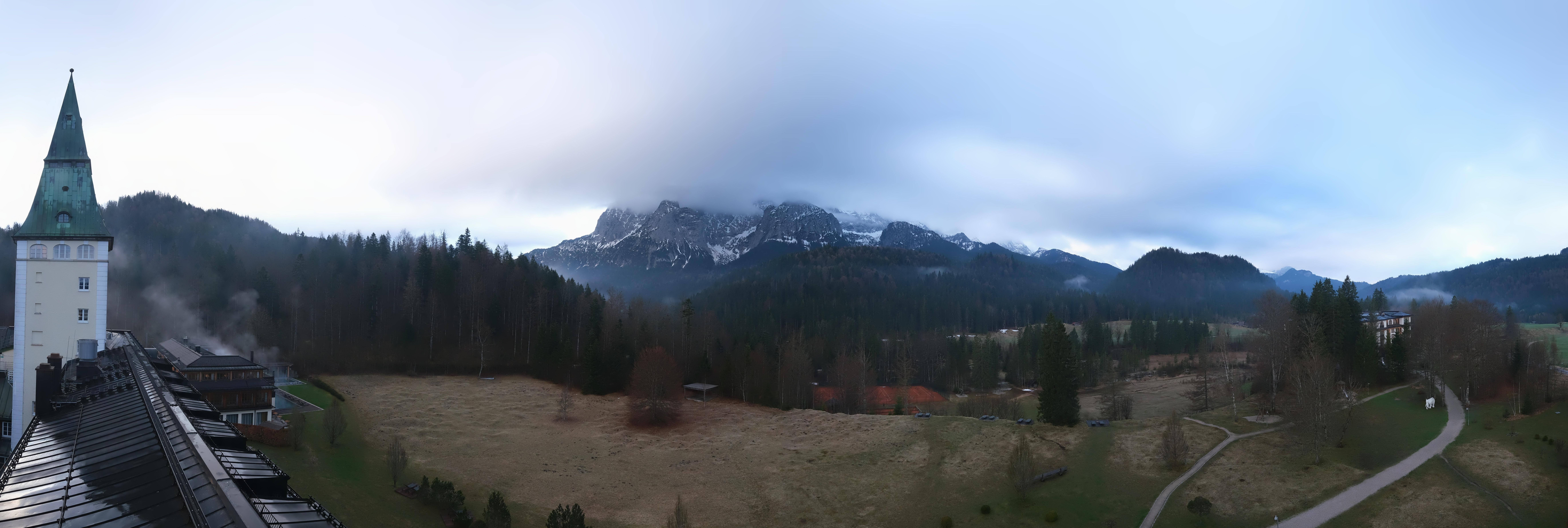 Archiv Foto Webcam Garmisch-Partenkirchen: Schloss Elmau