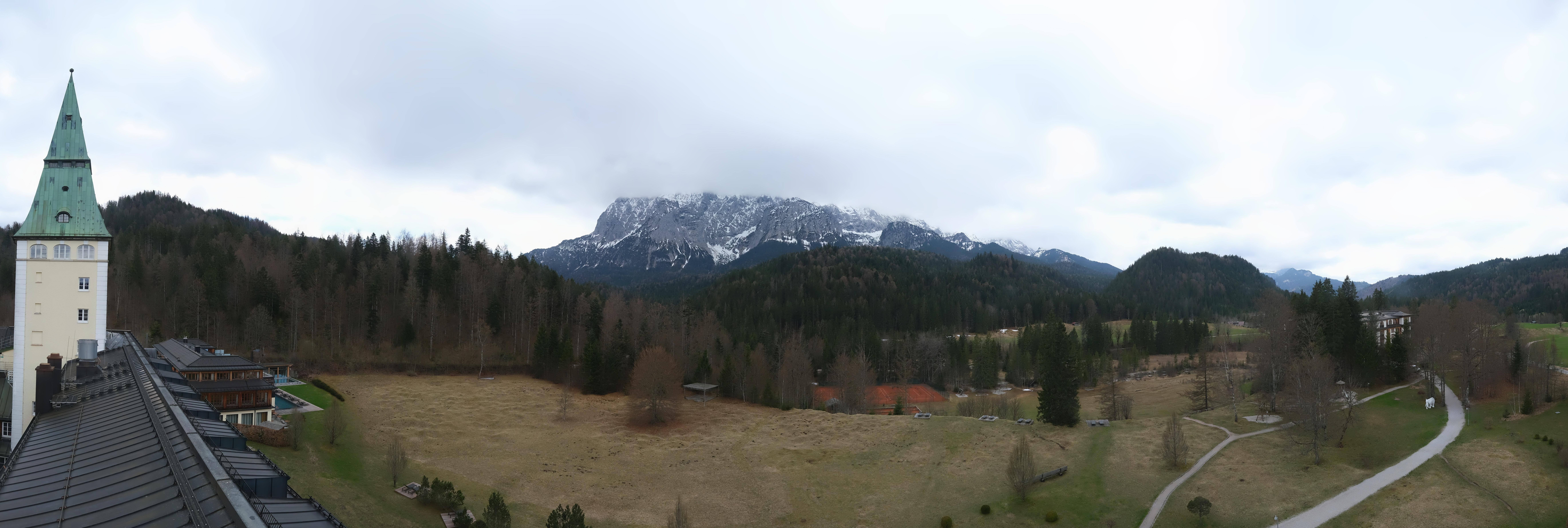 Archiv Foto Webcam Garmisch-Partenkirchen: Schloss Elmau