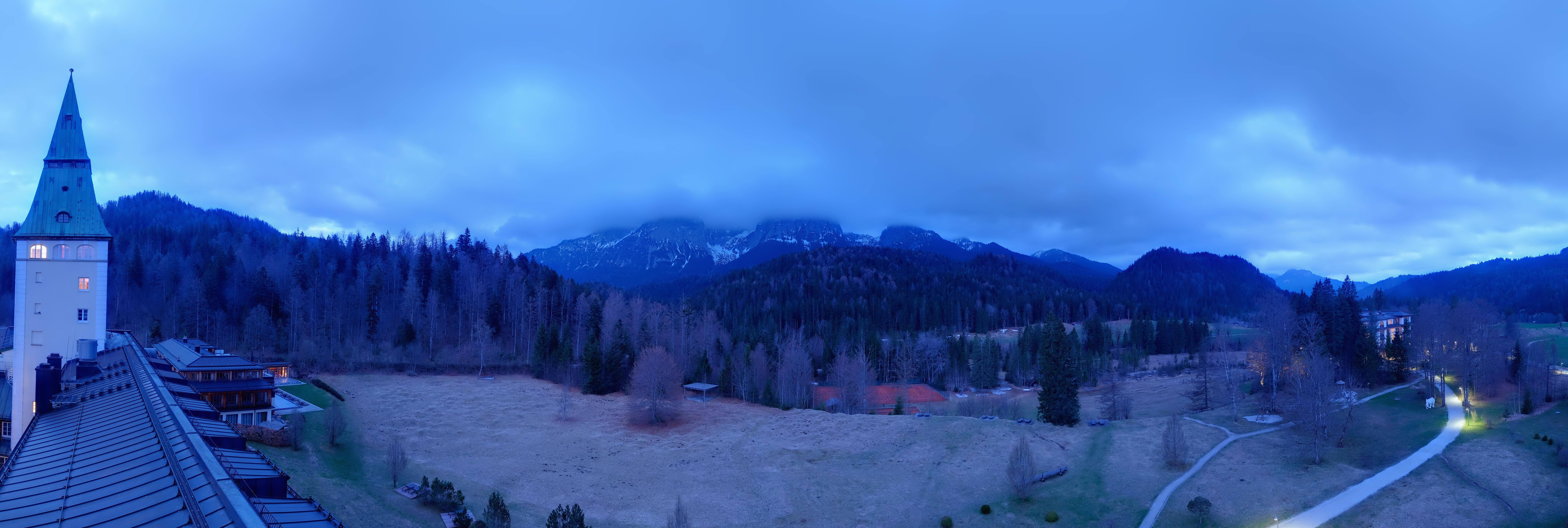 Archiv Foto Webcam Garmisch-Partenkirchen: Schloss Elmau