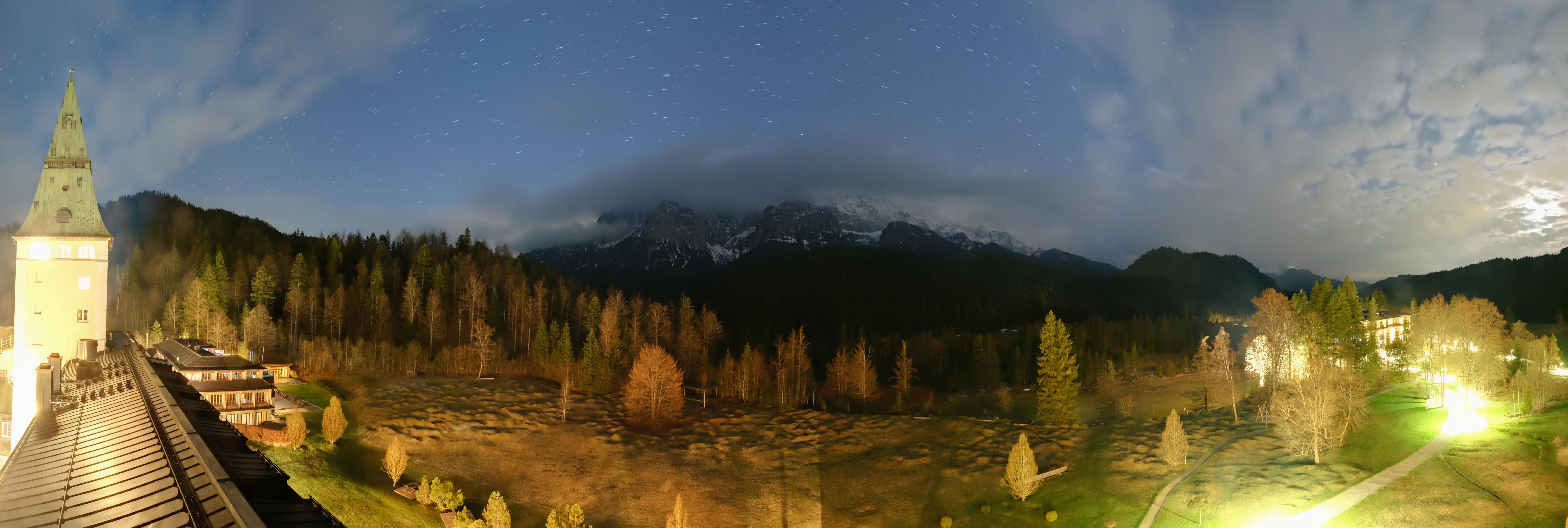 Archiv Foto Webcam Garmisch-Partenkirchen: Schloss Elmau