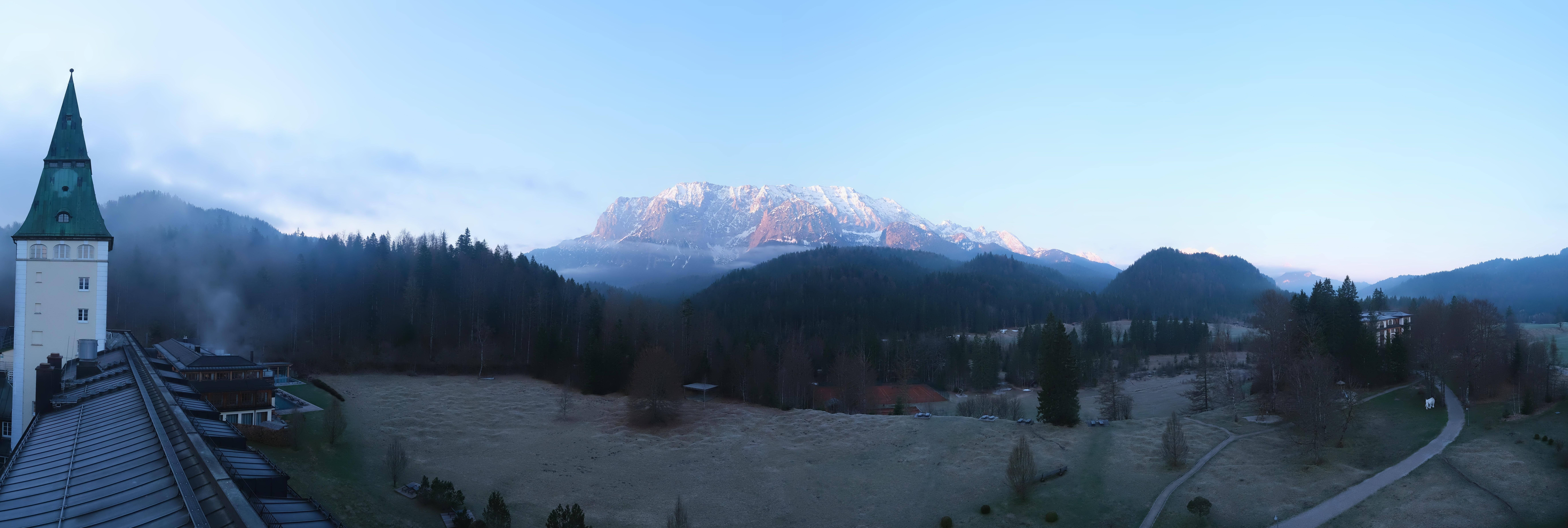 Archiv Foto Webcam Garmisch-Partenkirchen: Schloss Elmau