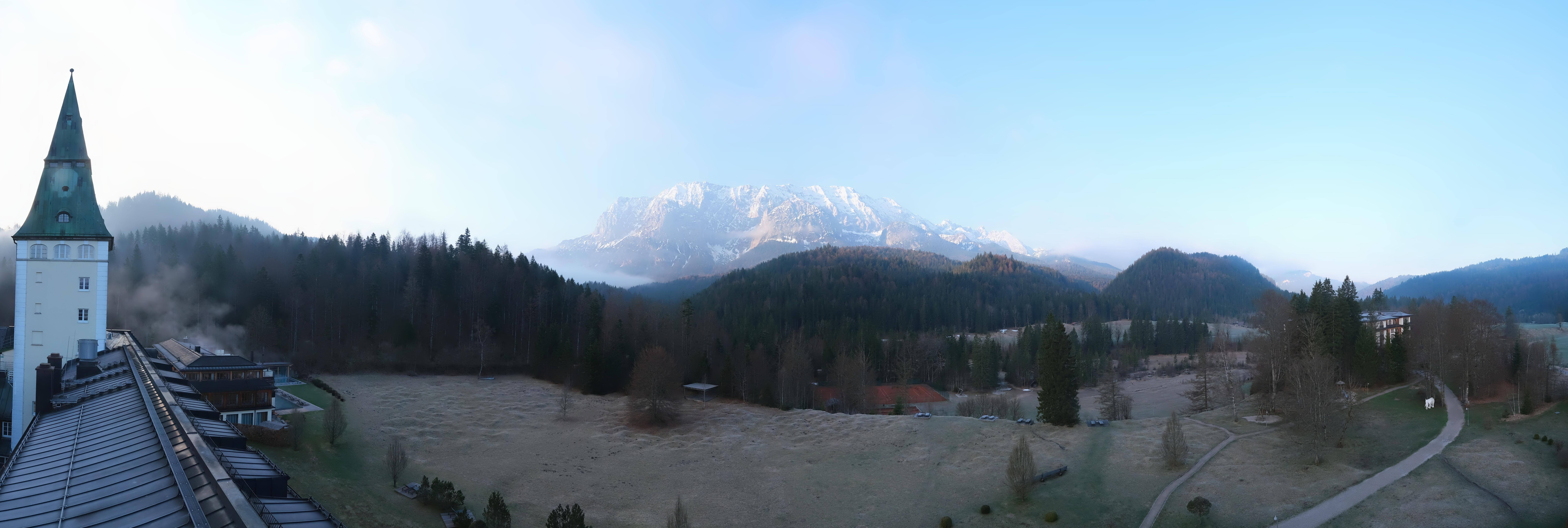 Archiv Foto Webcam Garmisch-Partenkirchen: Schloss Elmau