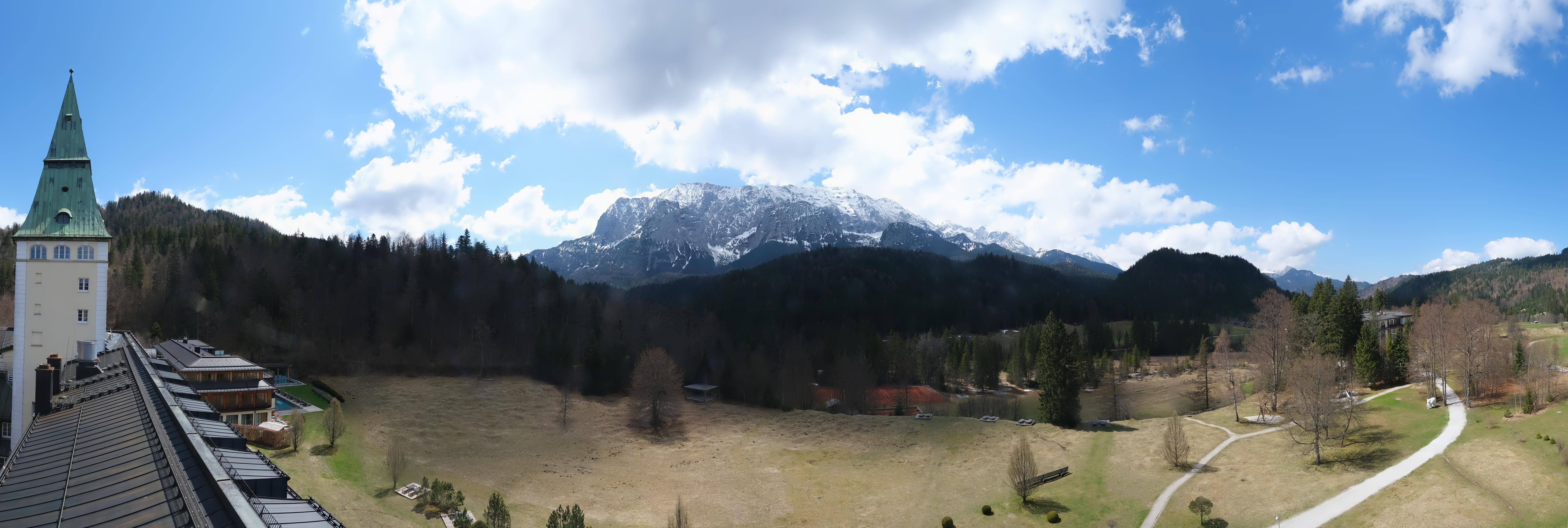 Archiv Foto Webcam Garmisch-Partenkirchen: Schloss Elmau