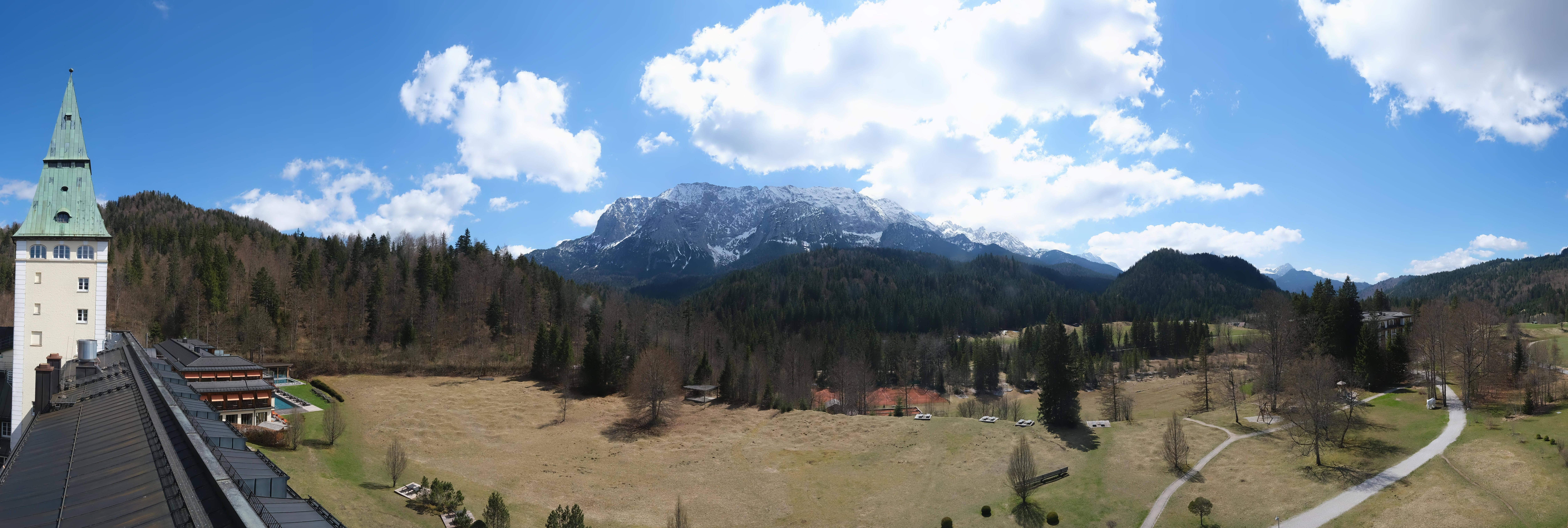 Archiv Foto Webcam Garmisch-Partenkirchen: Schloss Elmau