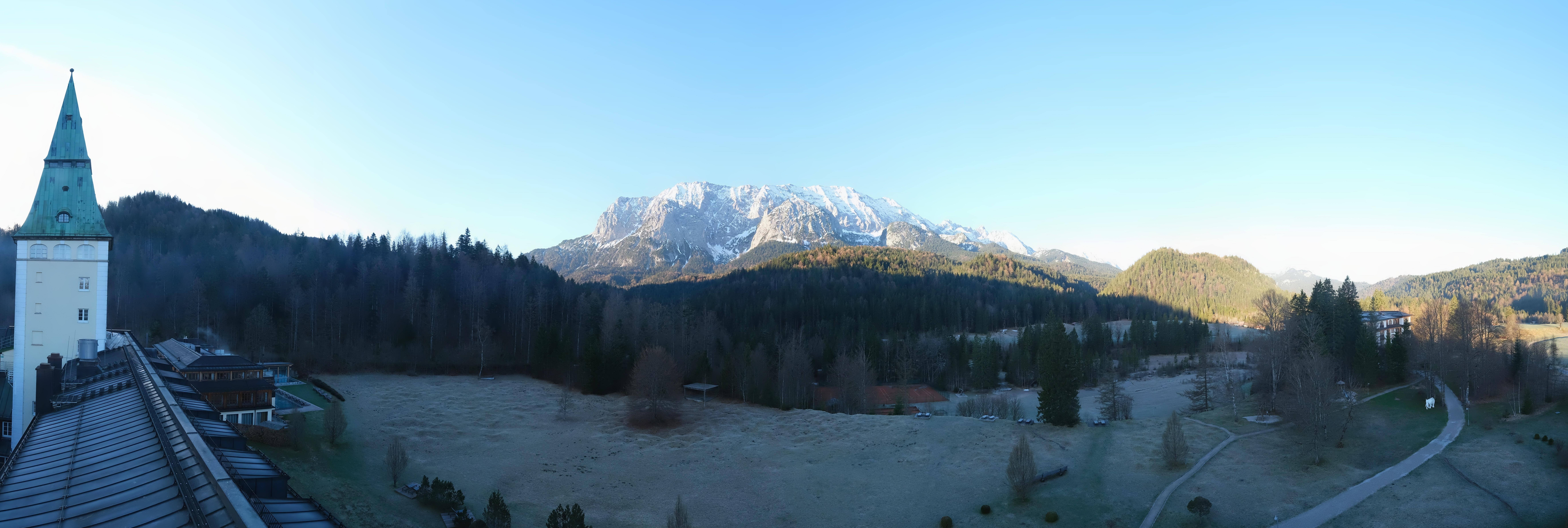 Archiv Foto Webcam Garmisch-Partenkirchen: Schloss Elmau