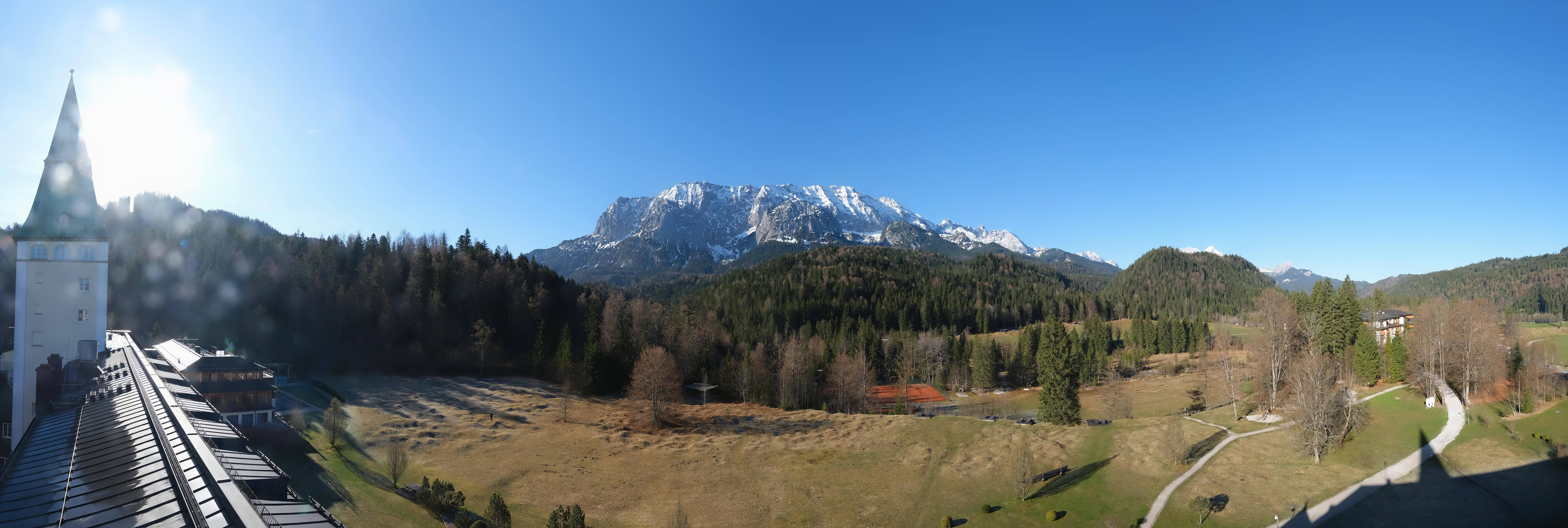 Archiv Foto Webcam Garmisch-Partenkirchen: Schloss Elmau