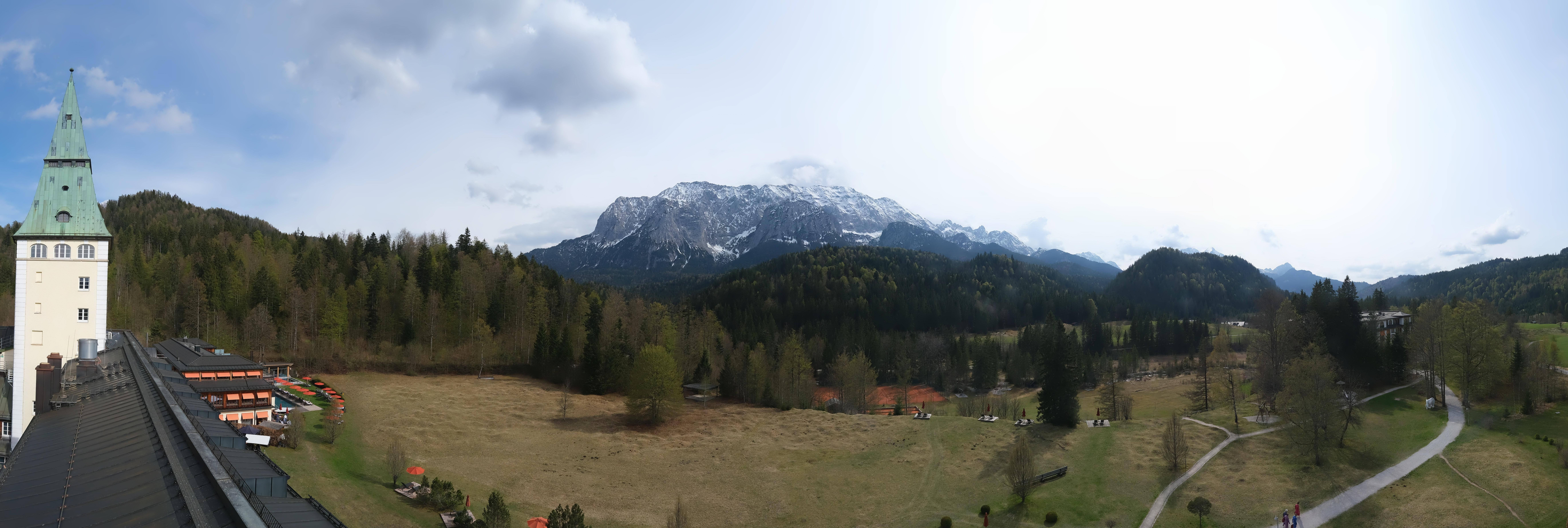 Archiv Foto Webcam Garmisch-Partenkirchen: Schloss Elmau