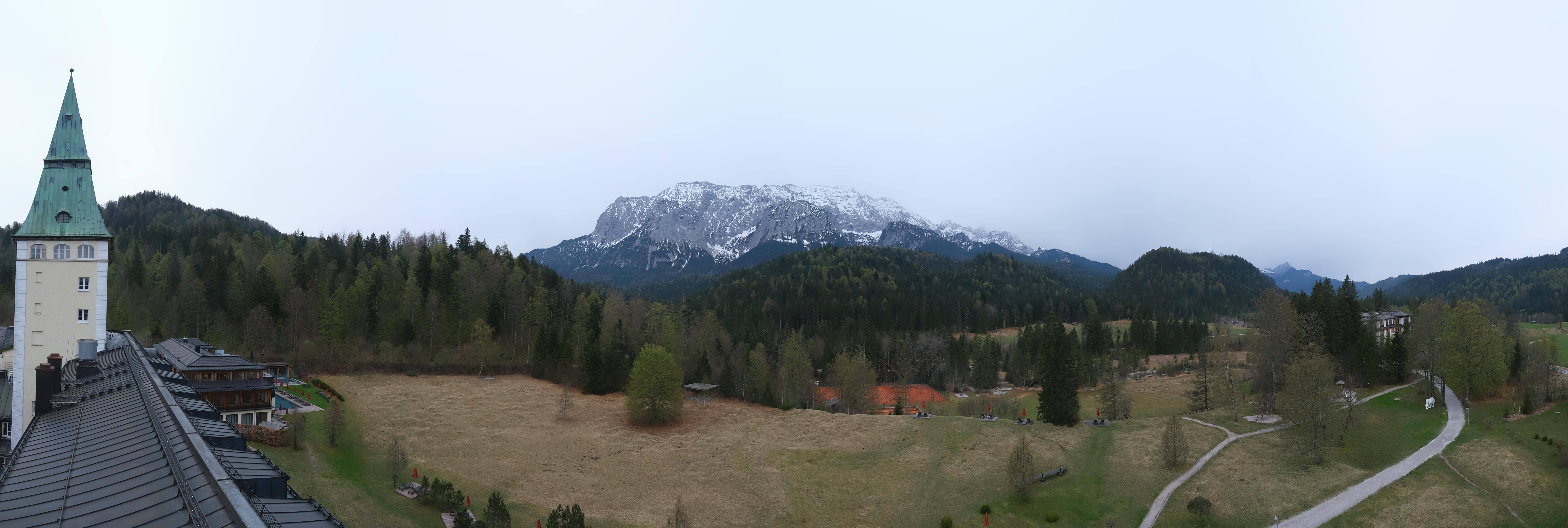 Archiv Foto Webcam Garmisch-Partenkirchen: Schloss Elmau