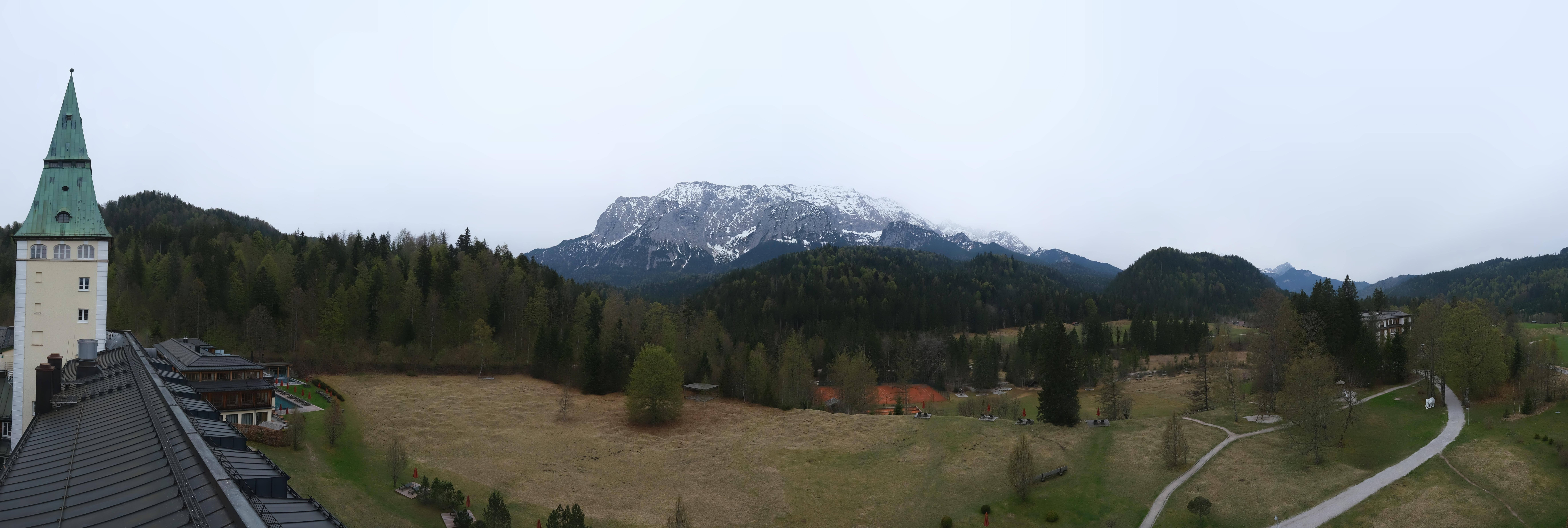 Archiv Foto Webcam Garmisch-Partenkirchen: Schloss Elmau