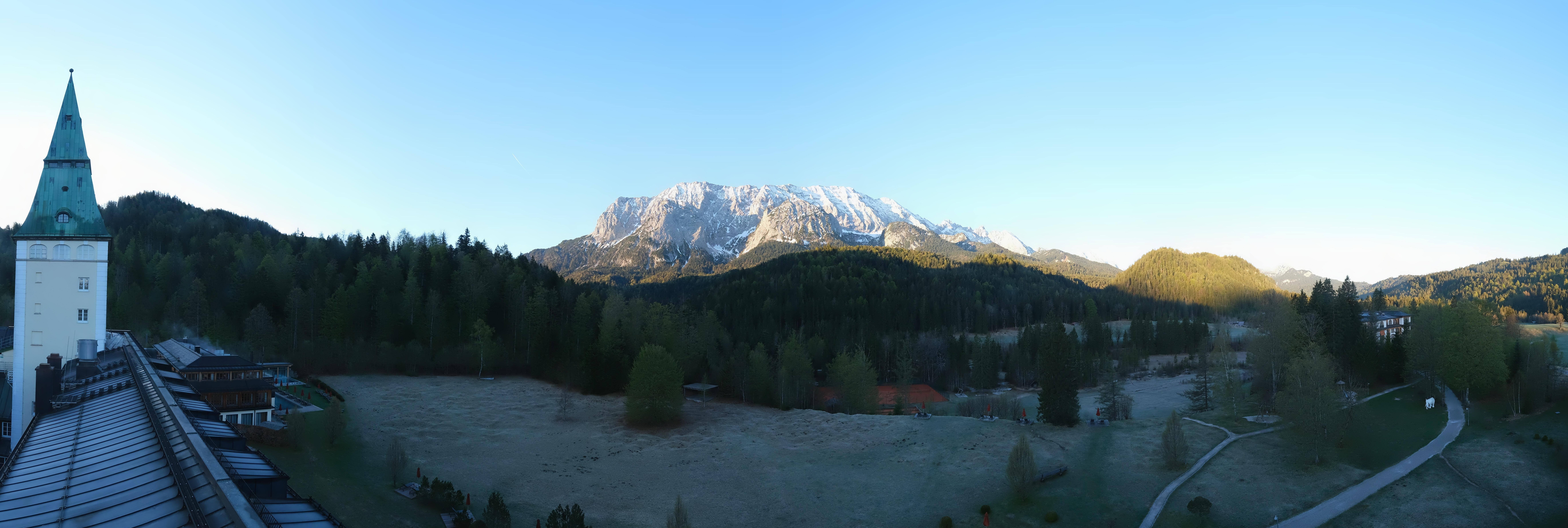Archiv Foto Webcam Garmisch-Partenkirchen: Schloss Elmau