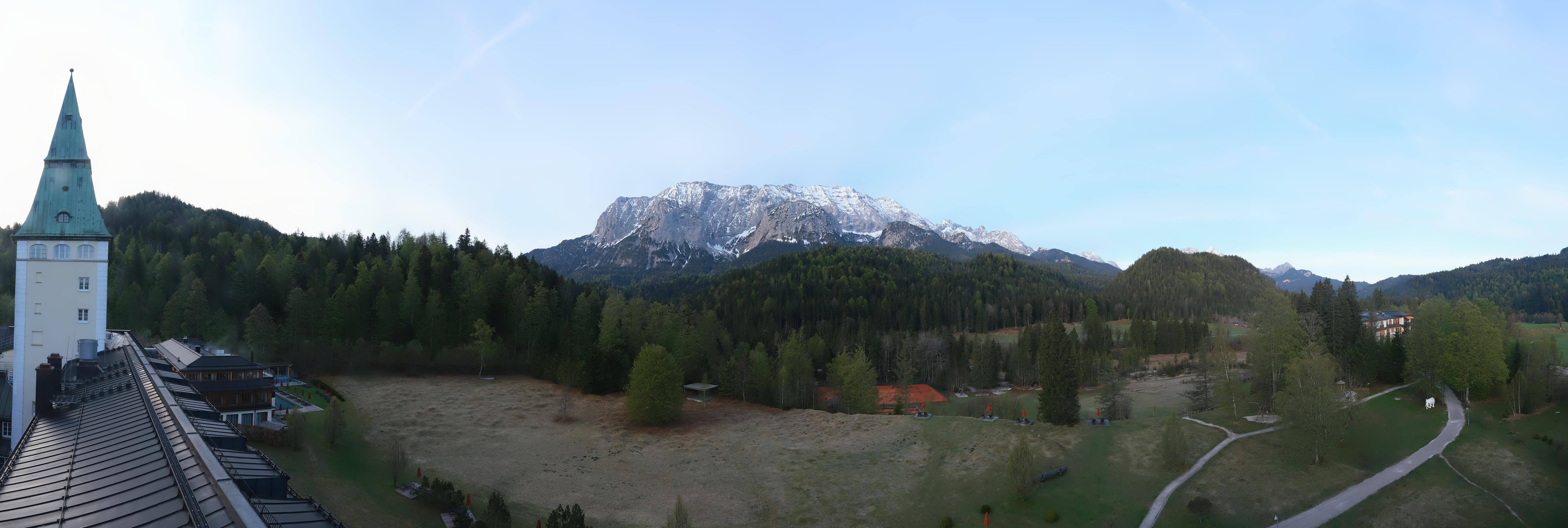 Archiv Foto Webcam Garmisch-Partenkirchen: Schloss Elmau