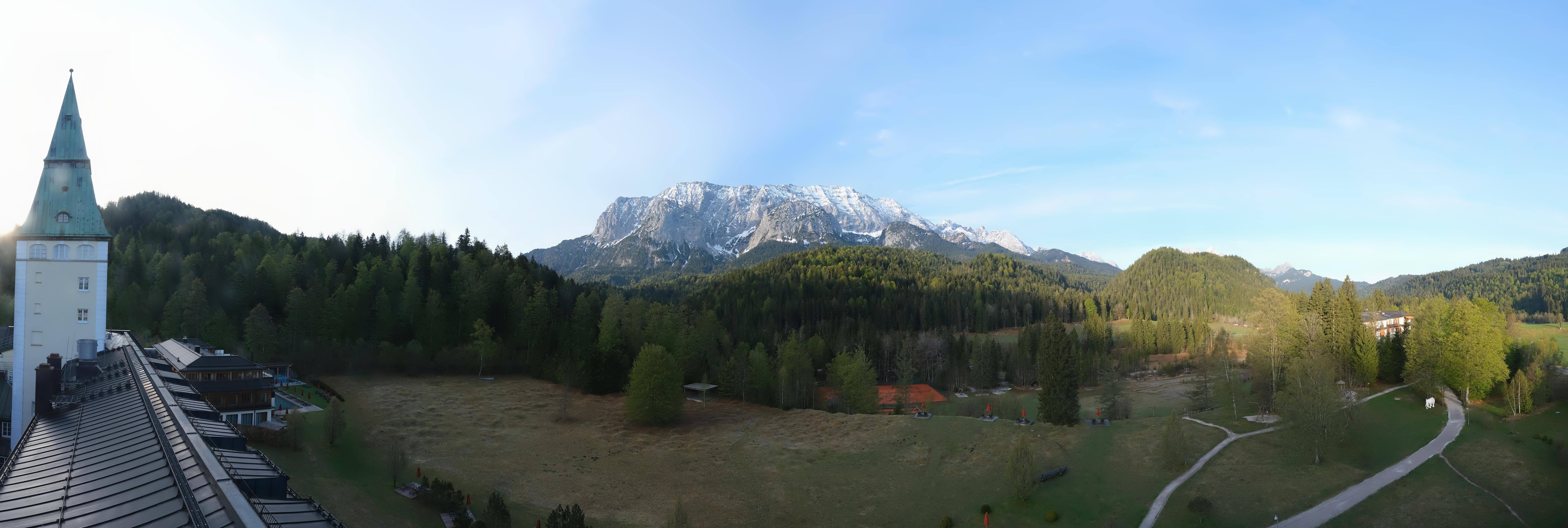 Archiv Foto Webcam Garmisch-Partenkirchen: Schloss Elmau