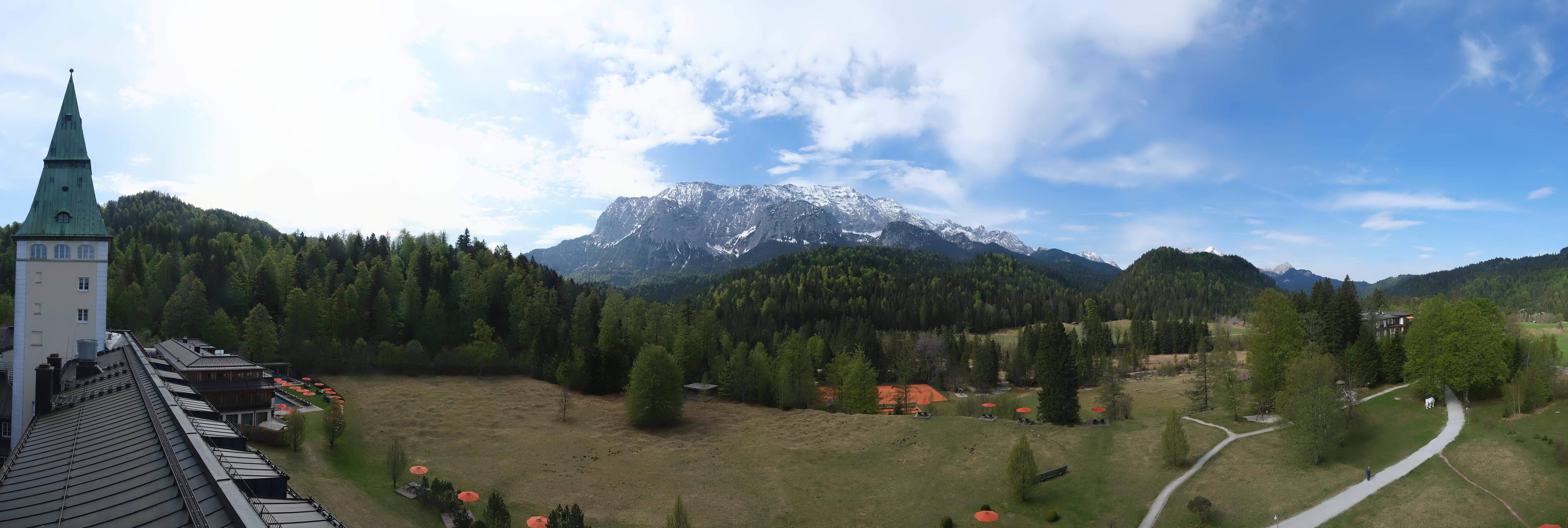 Archived image Webcam Schloss Elmau Luxury Spa Retreat