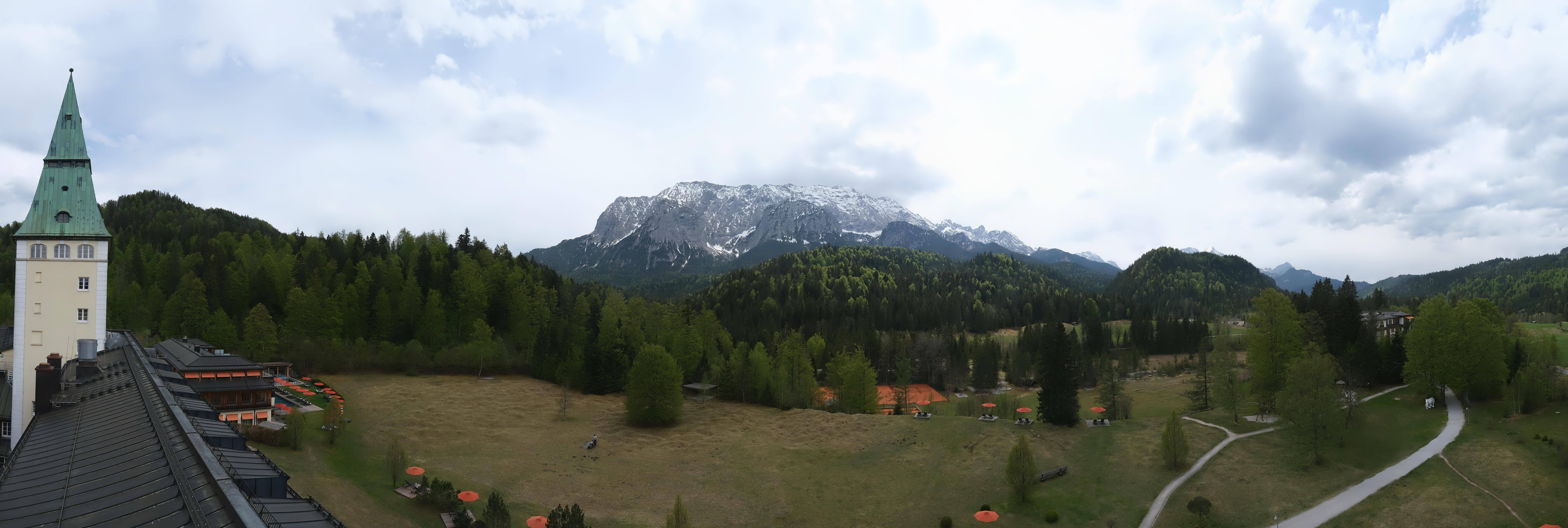 Archived image Webcam Schloss Elmau Luxury Spa Retreat