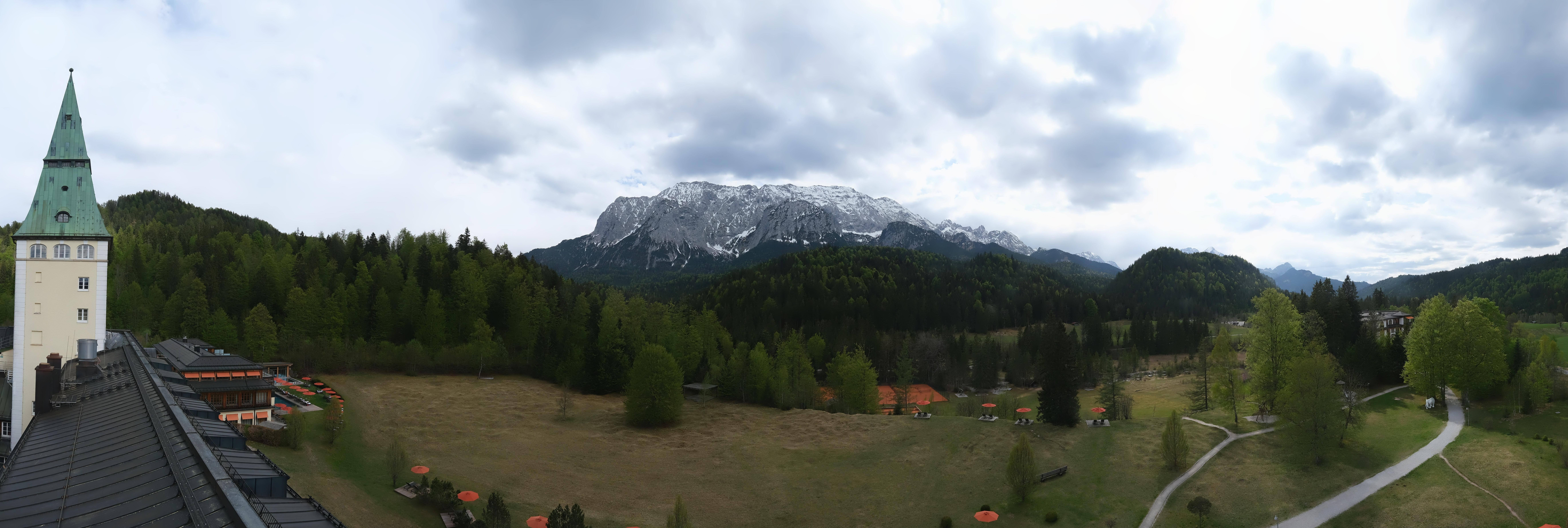 Archived image Webcam Schloss Elmau Luxury Spa Retreat