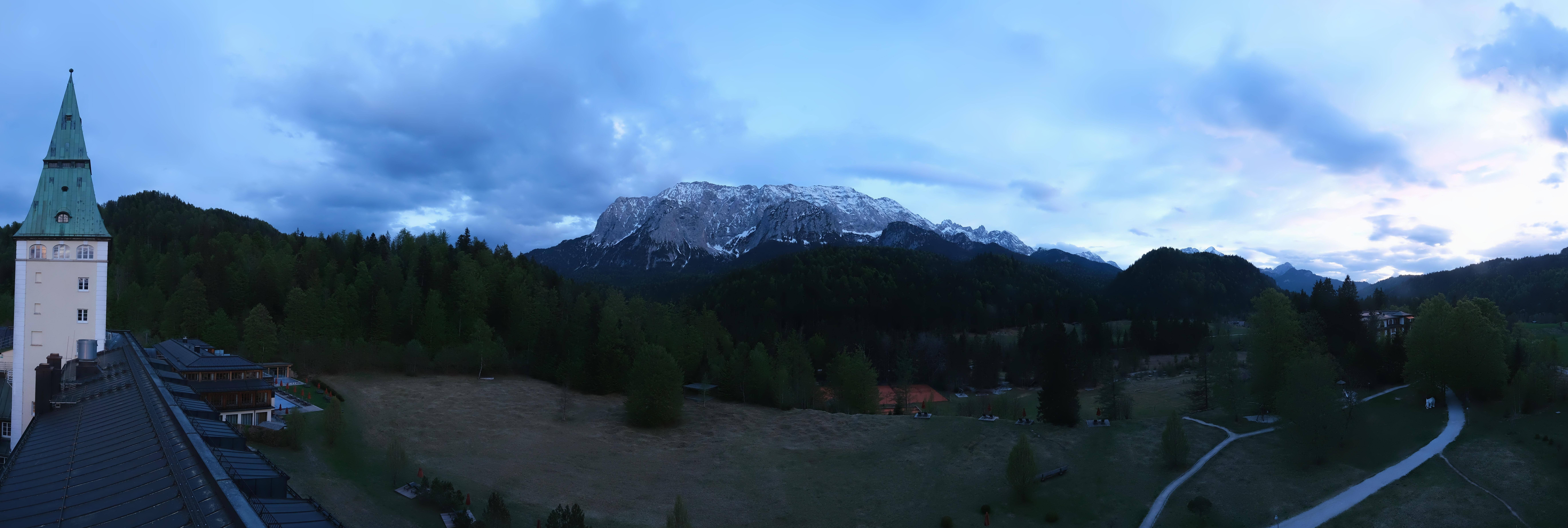 Archived image Webcam Schloss Elmau Luxury Spa Retreat