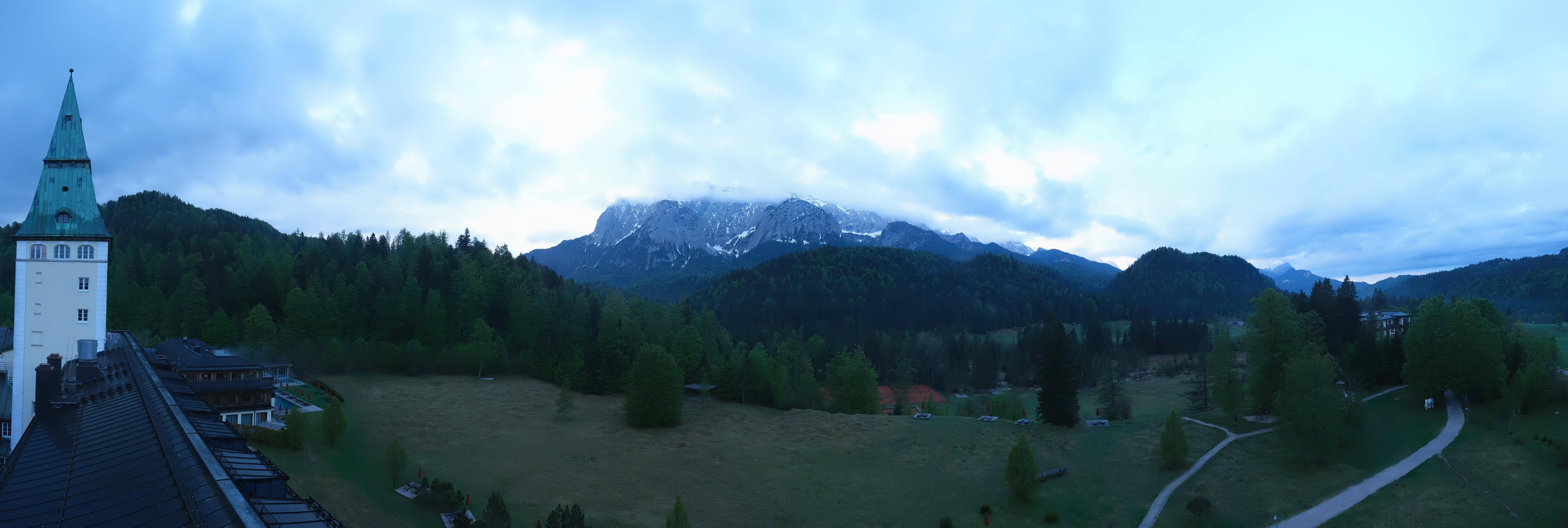 Archiv Foto Webcam Garmisch-Partenkirchen: Schloss Elmau