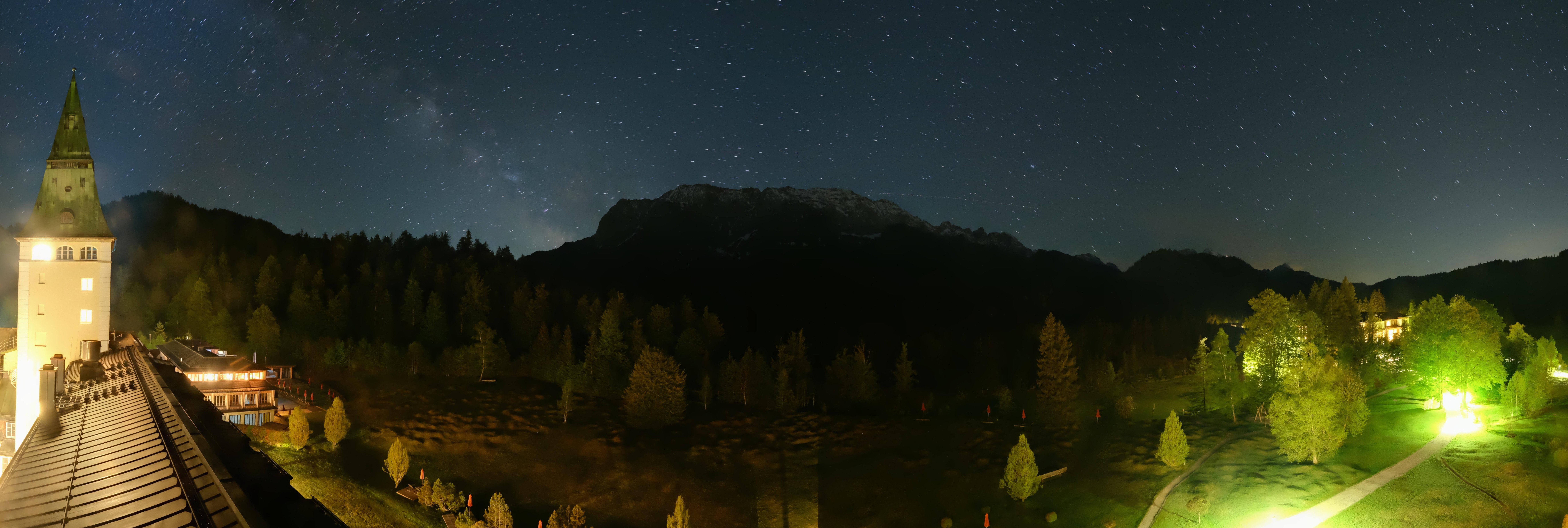 Archiv Foto Webcam Garmisch-Partenkirchen: Schloss Elmau