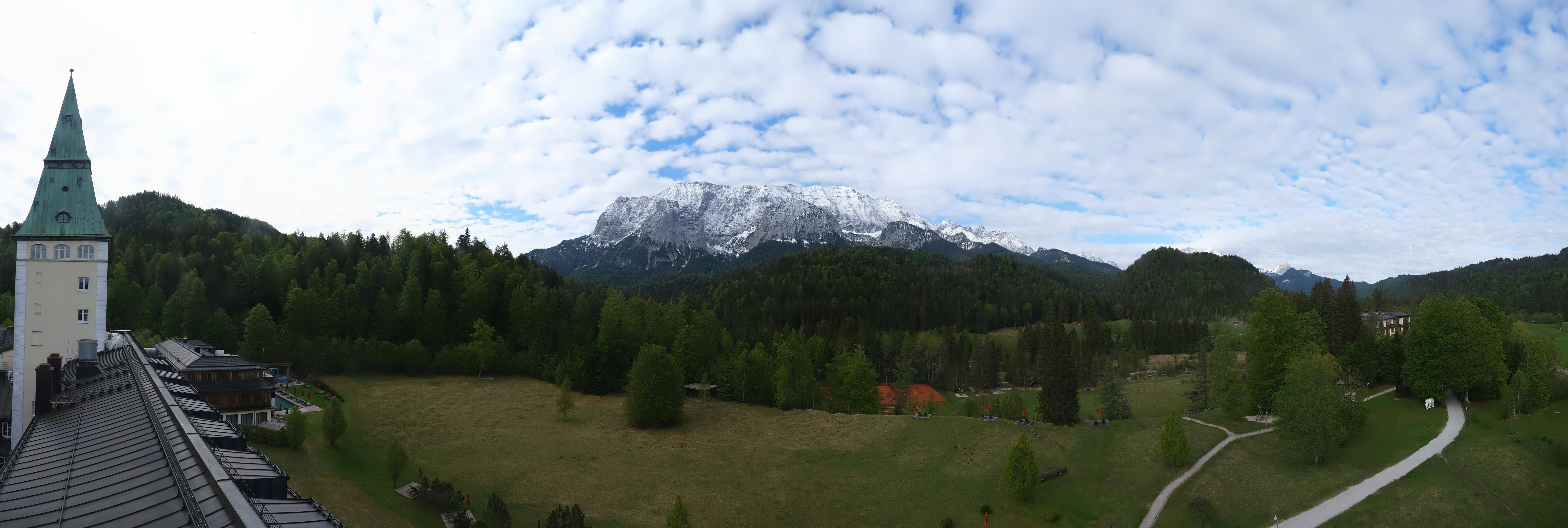 Archiv Foto Webcam Garmisch-Partenkirchen: Schloss Elmau