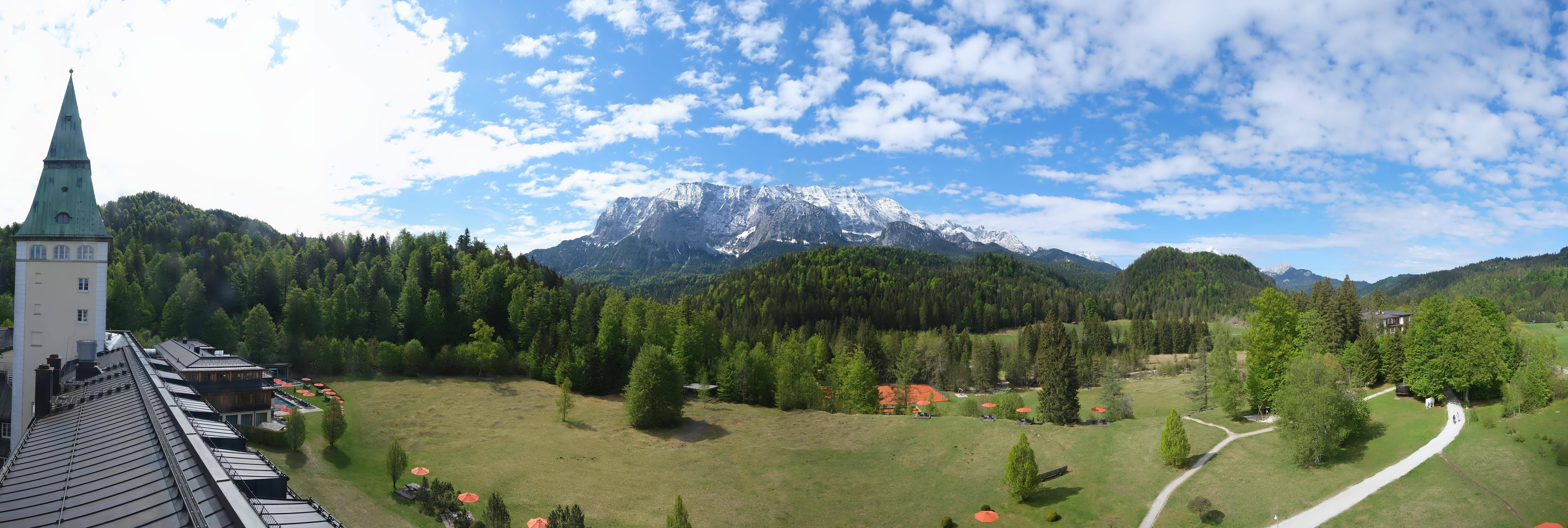 Archiv Foto Webcam Garmisch-Partenkirchen: Schloss Elmau
