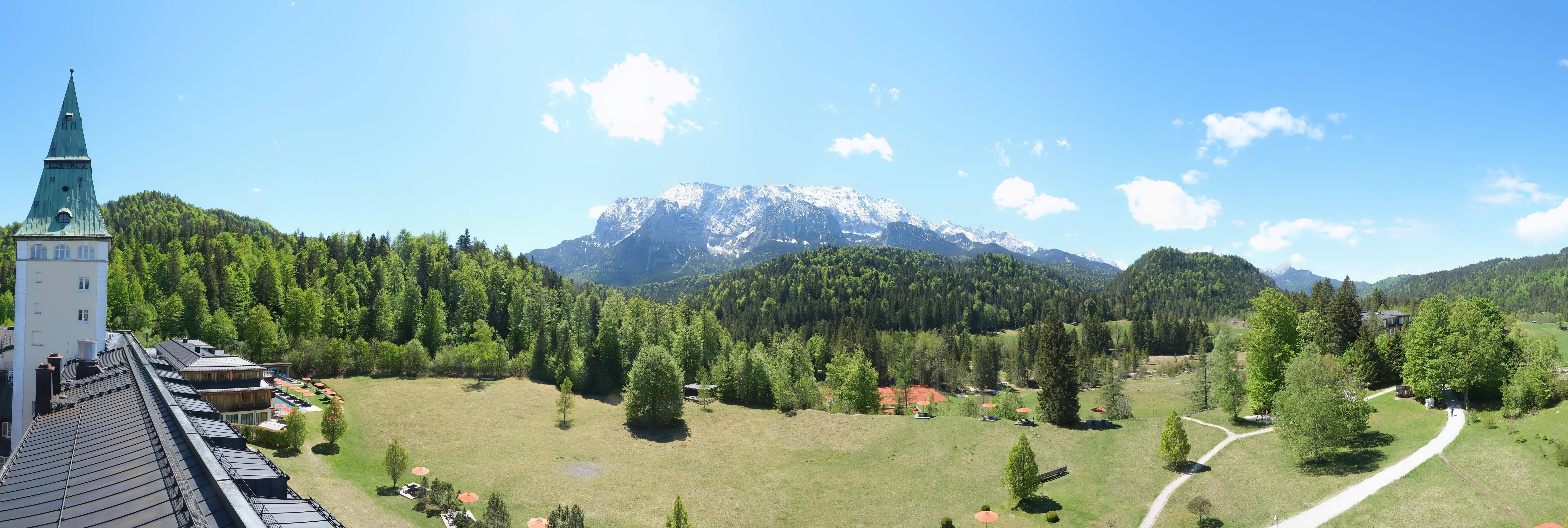 Archiv Foto Webcam Garmisch-Partenkirchen: Schloss Elmau