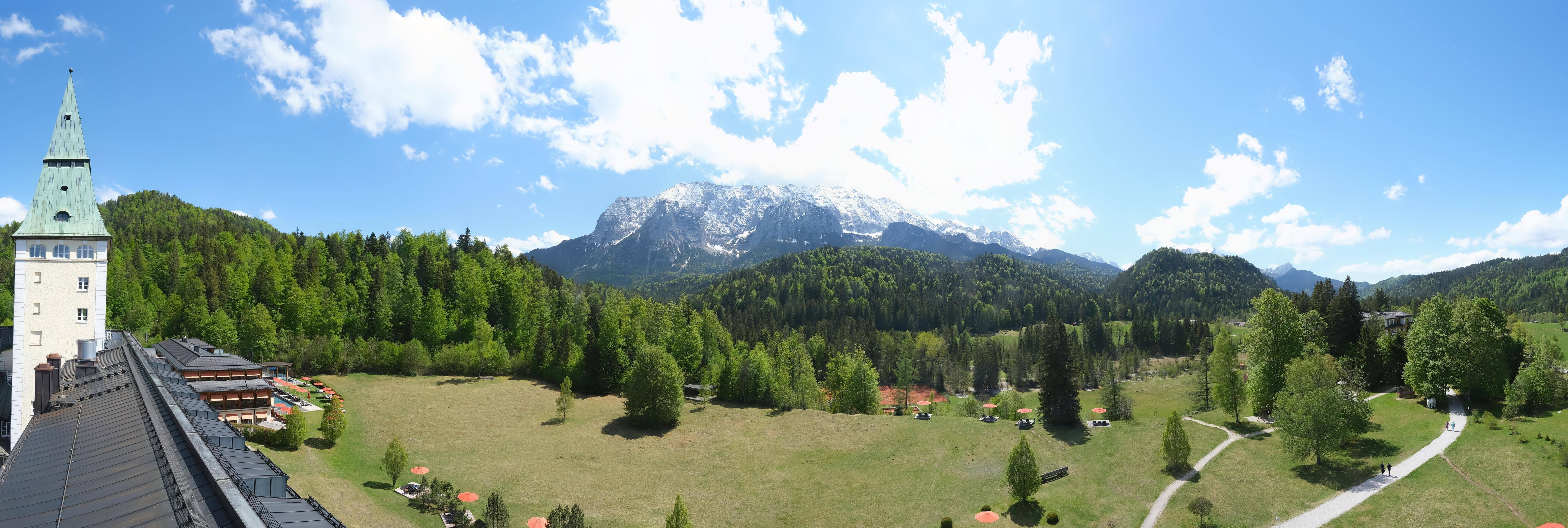 Archiv Foto Webcam Garmisch-Partenkirchen: Schloss Elmau
