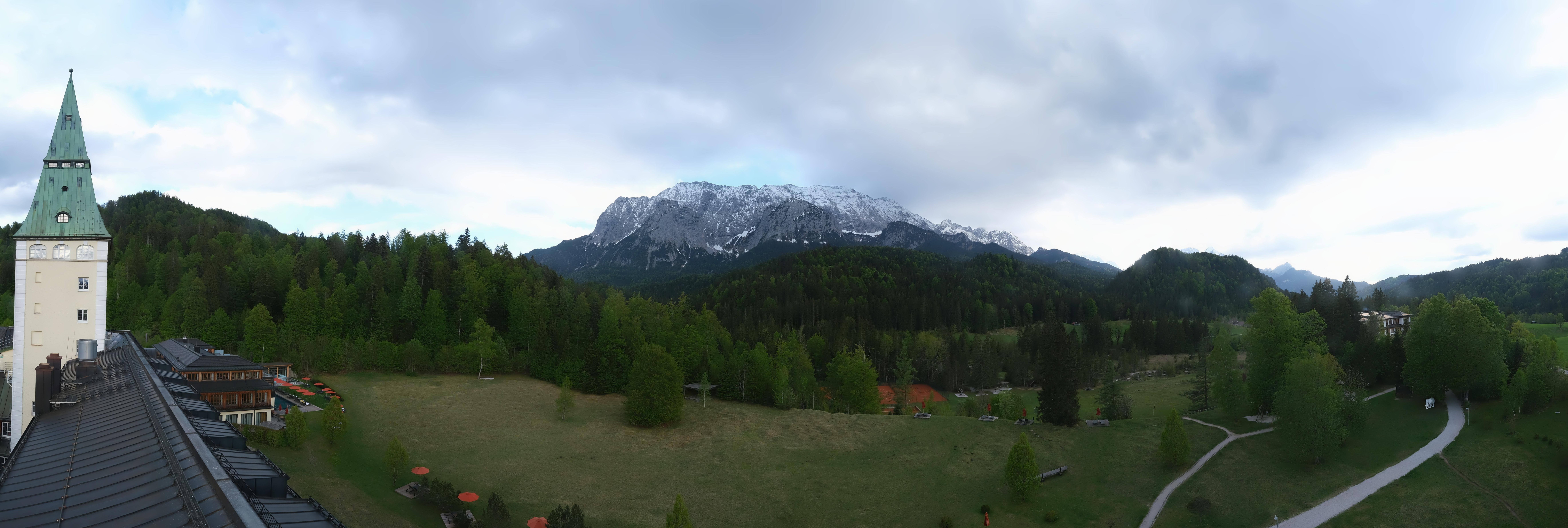 Archiv Foto Webcam Garmisch-Partenkirchen: Schloss Elmau