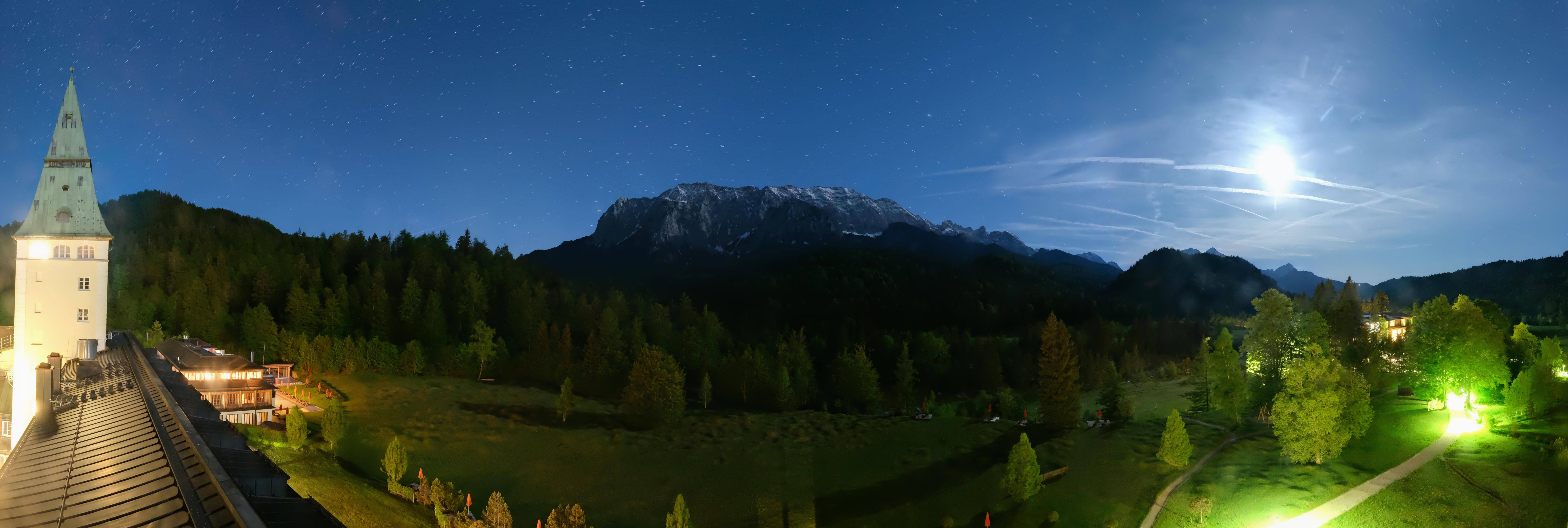 Archiv Foto Webcam Garmisch-Partenkirchen: Schloss Elmau