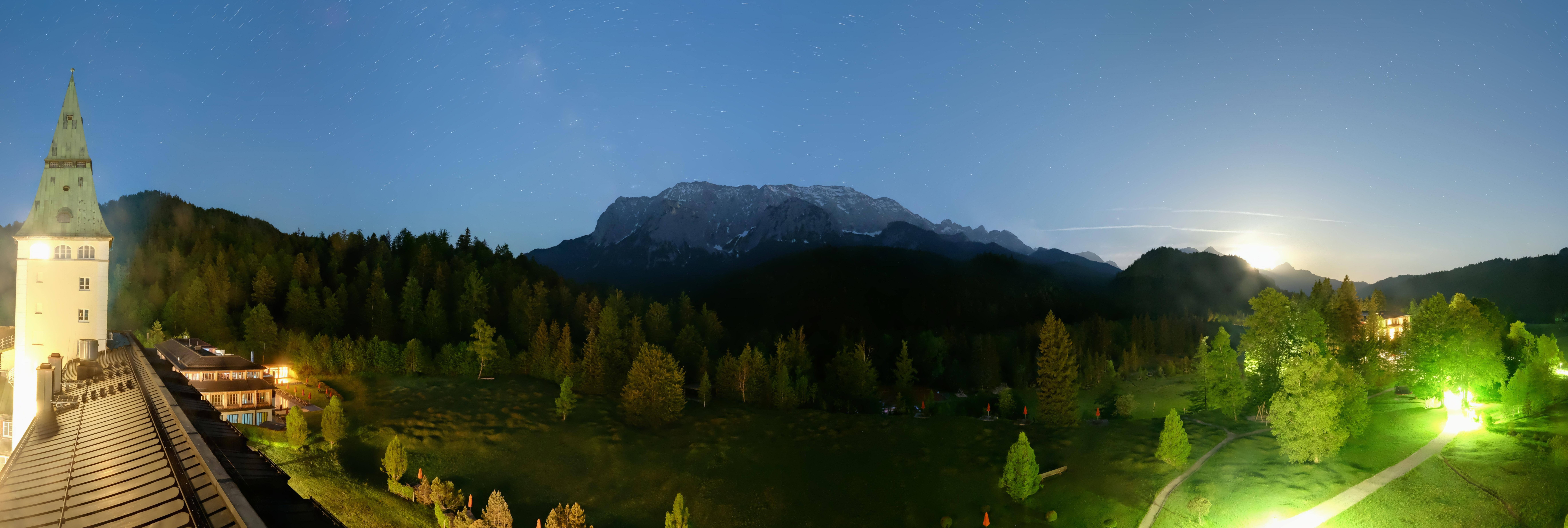 Archived image Webcam Schloss Elmau Luxury Spa Retreat