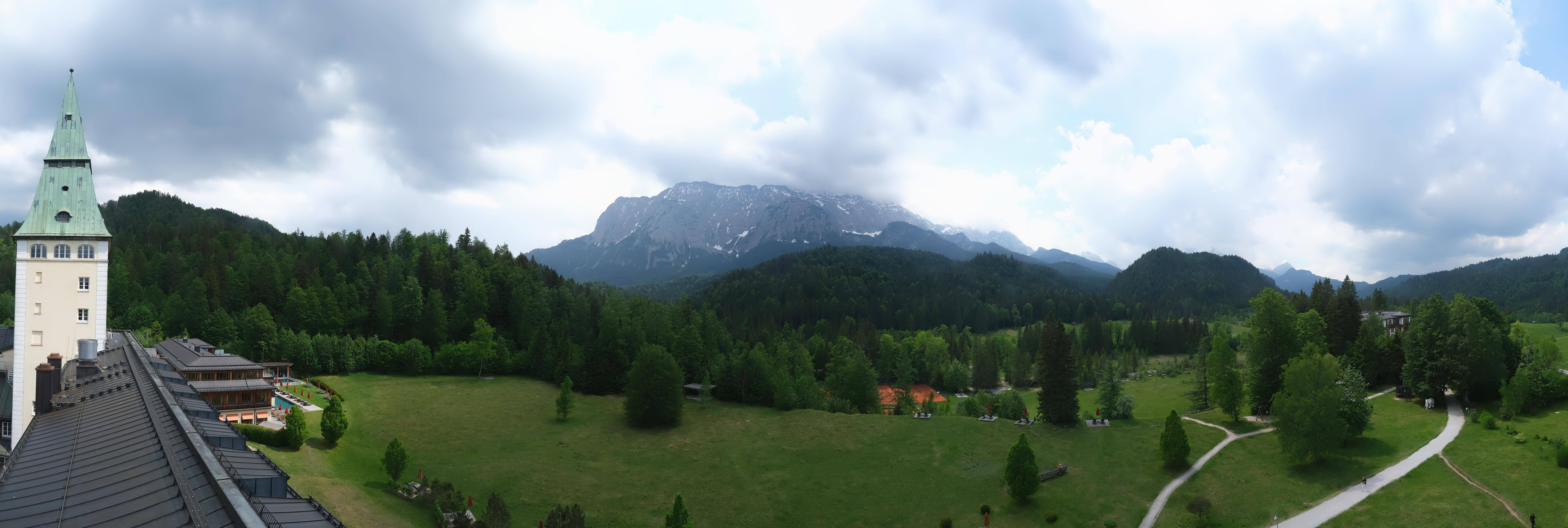 Archived image Webcam Schloss Elmau Luxury Spa Retreat