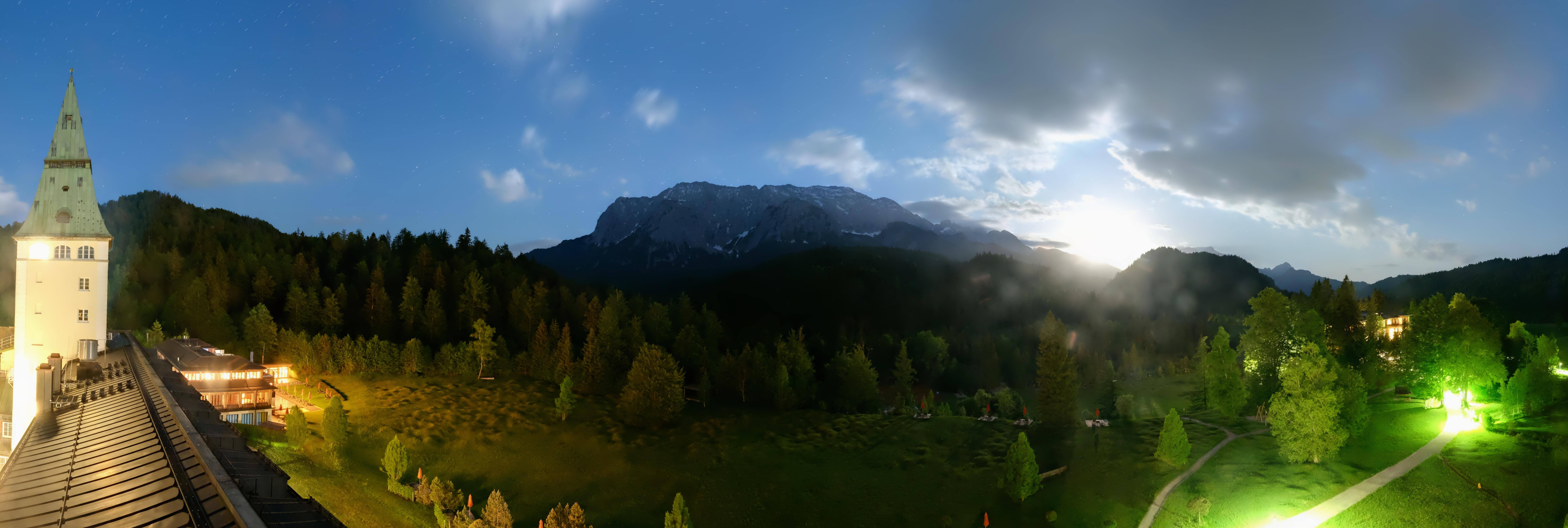 Archived image Webcam Schloss Elmau Luxury Spa Retreat