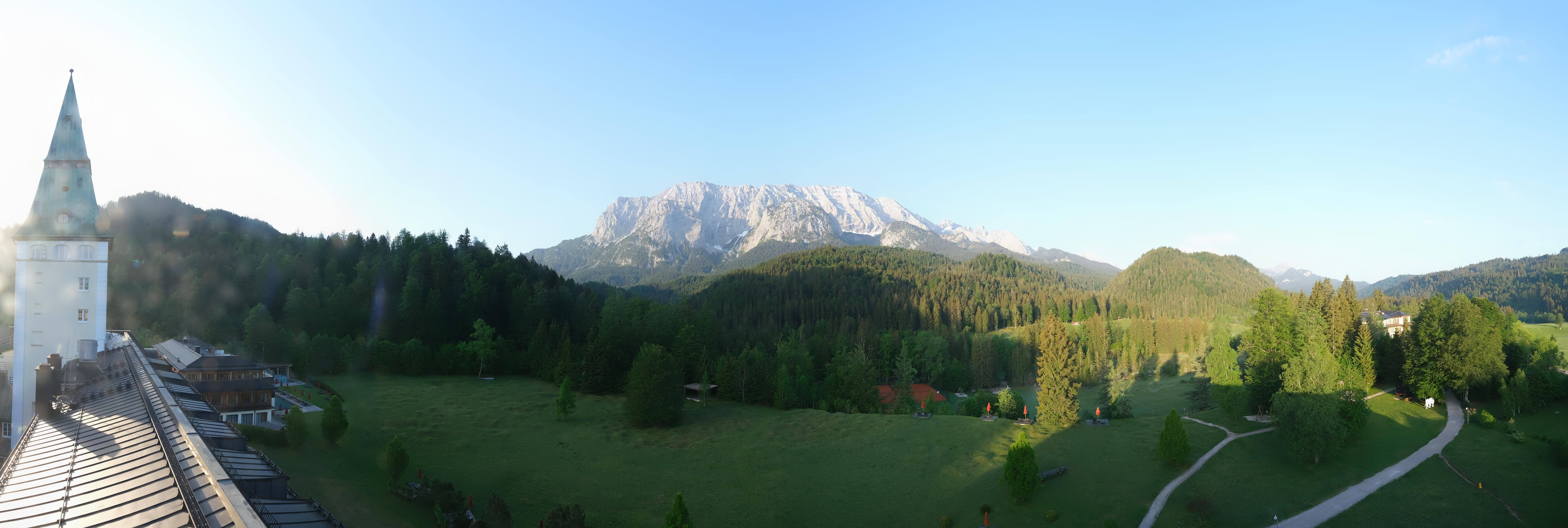 Archived image Webcam Schloss Elmau Luxury Spa Retreat