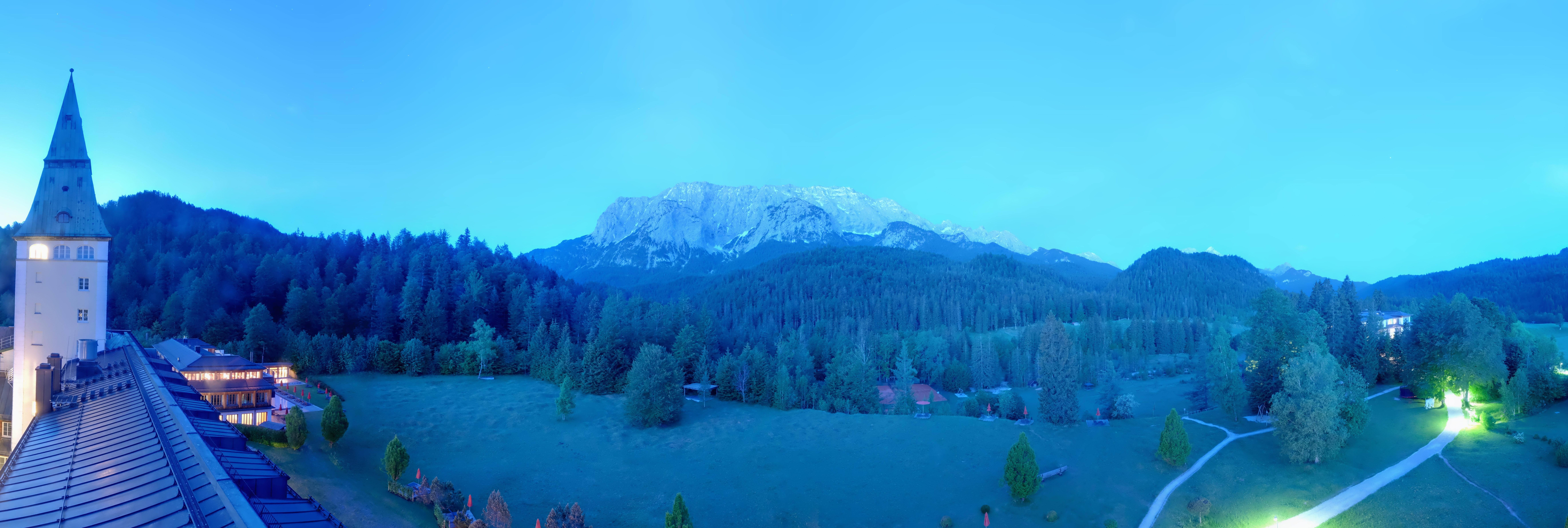 Archiv Foto Webcam Garmisch-Partenkirchen: Schloss Elmau