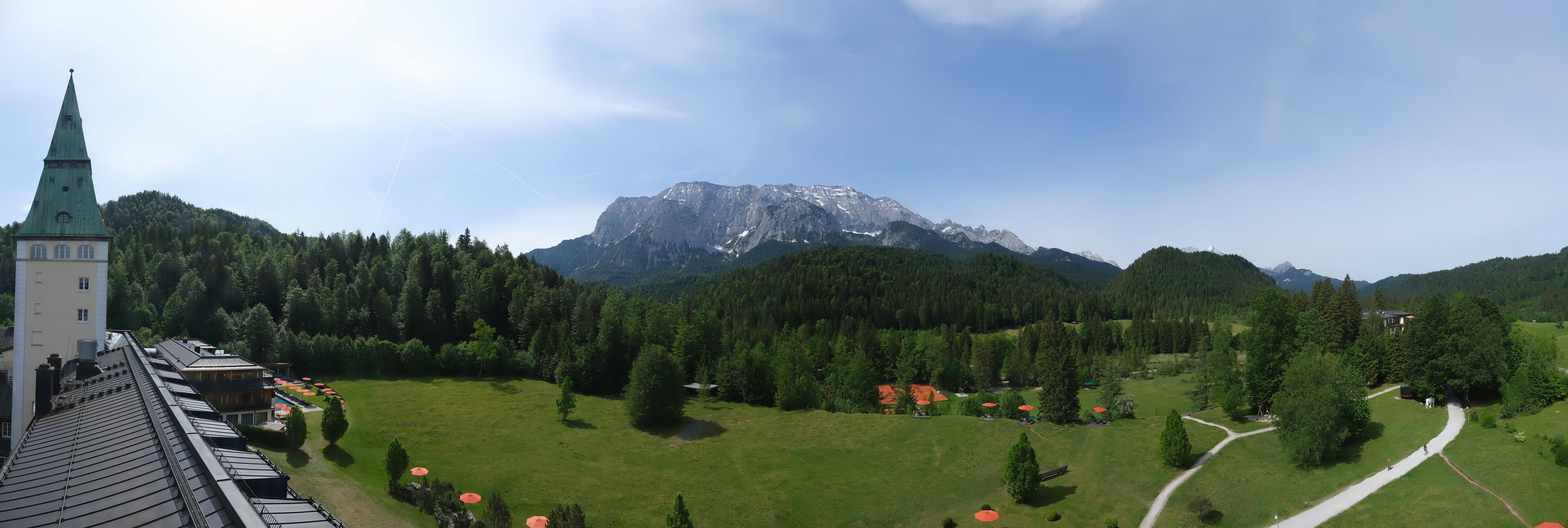 Archiv Foto Webcam Garmisch-Partenkirchen: Schloss Elmau