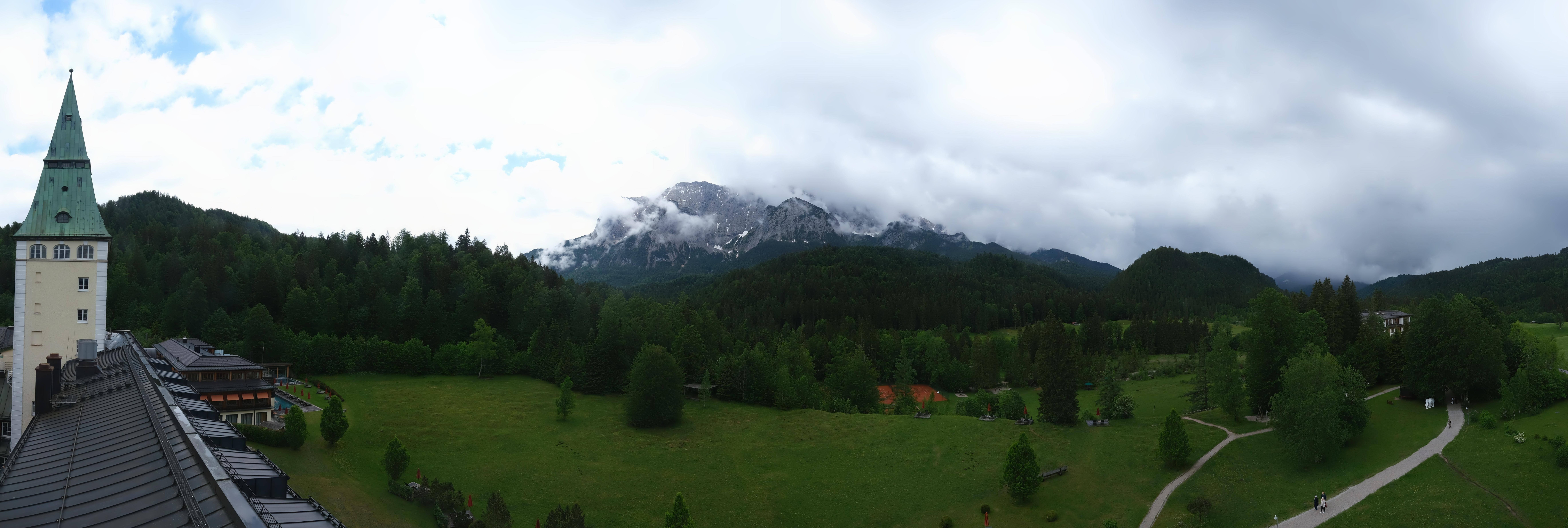 Archiv Foto Webcam Garmisch-Partenkirchen: Schloss Elmau