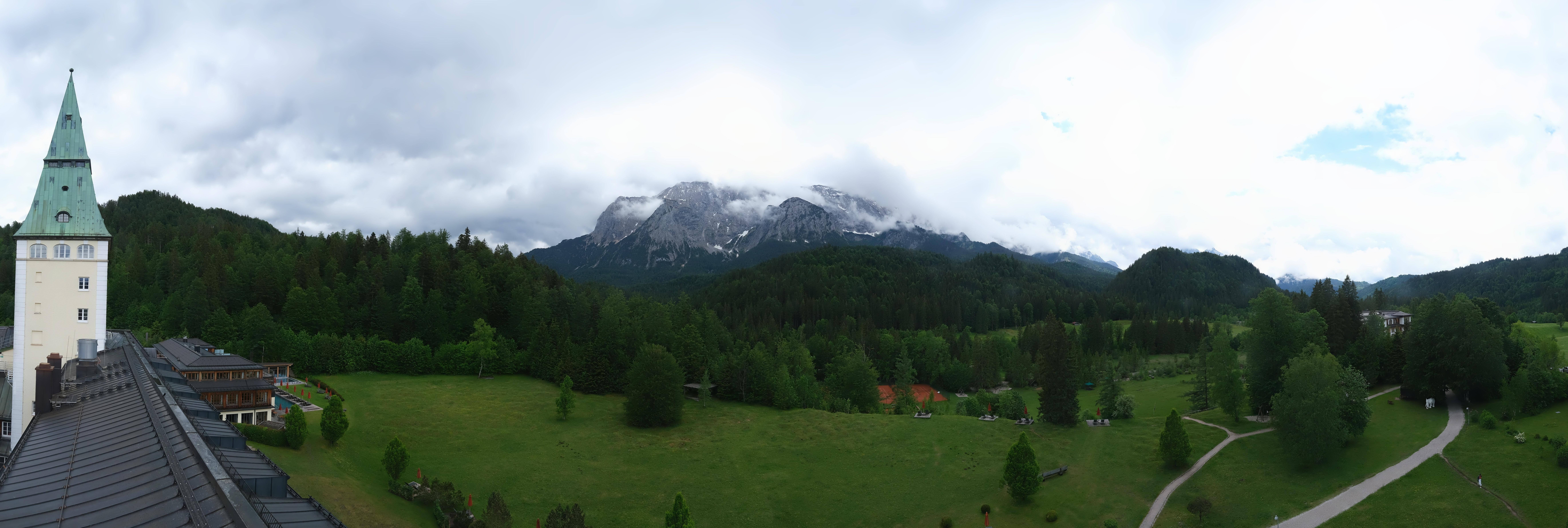 Archiv Foto Webcam Garmisch-Partenkirchen: Schloss Elmau