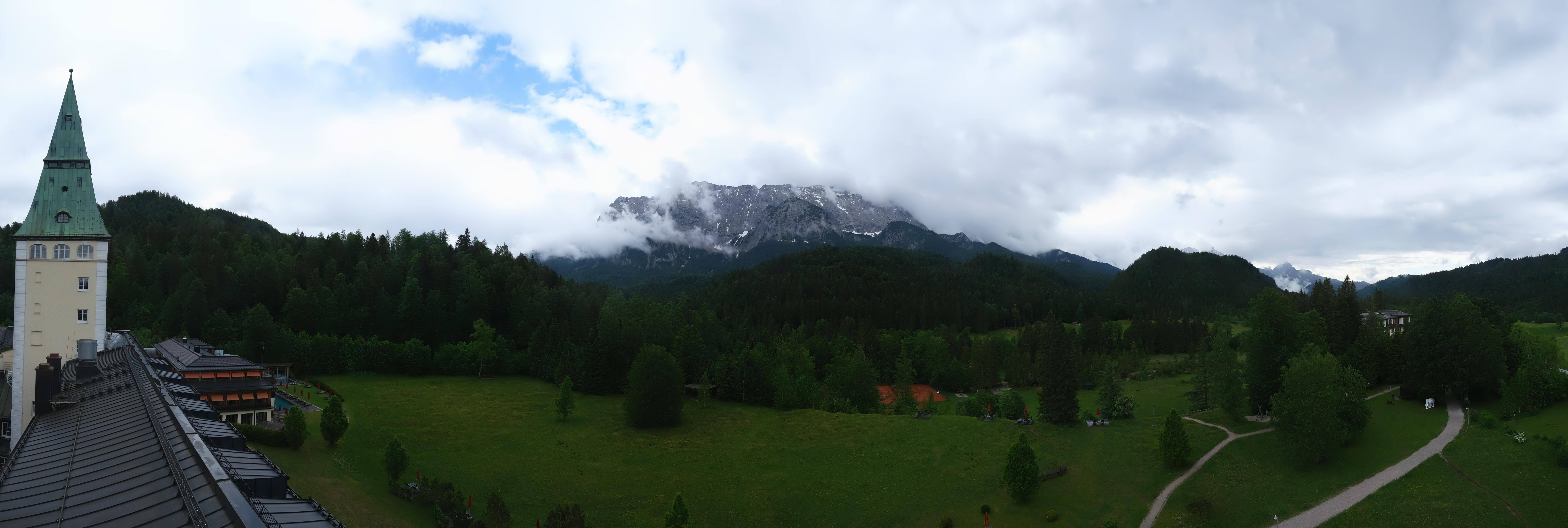 Archiv Foto Webcam Garmisch-Partenkirchen: Schloss Elmau
