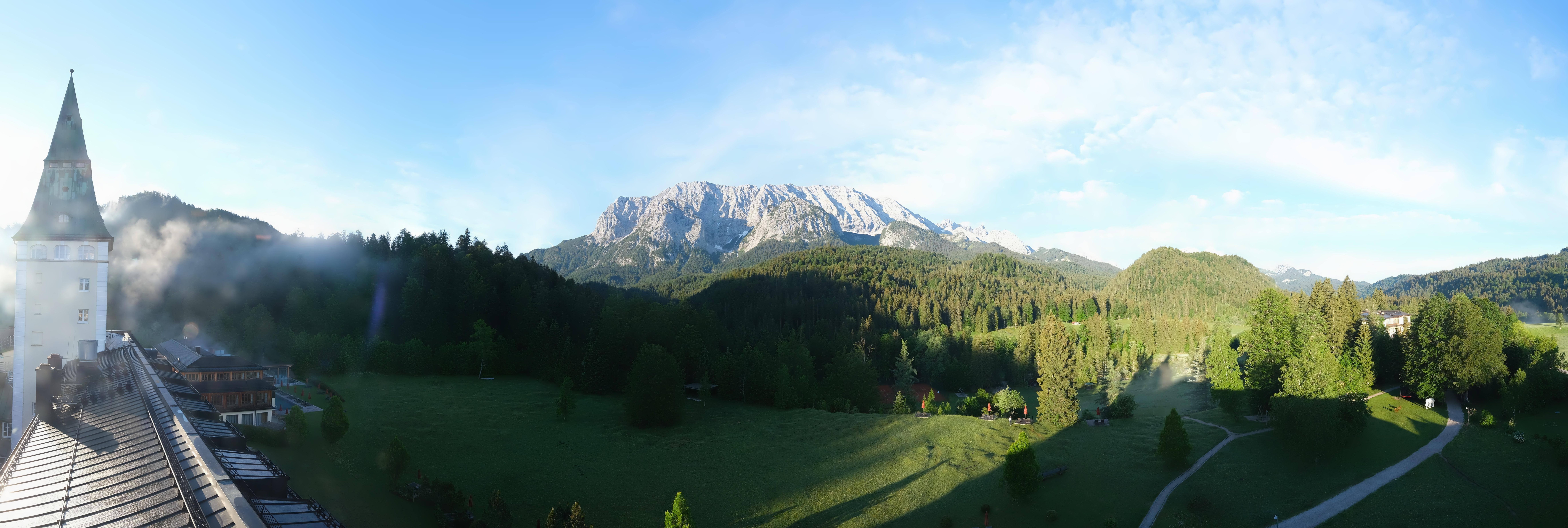 Archiv Foto Webcam Garmisch-Partenkirchen: Schloss Elmau