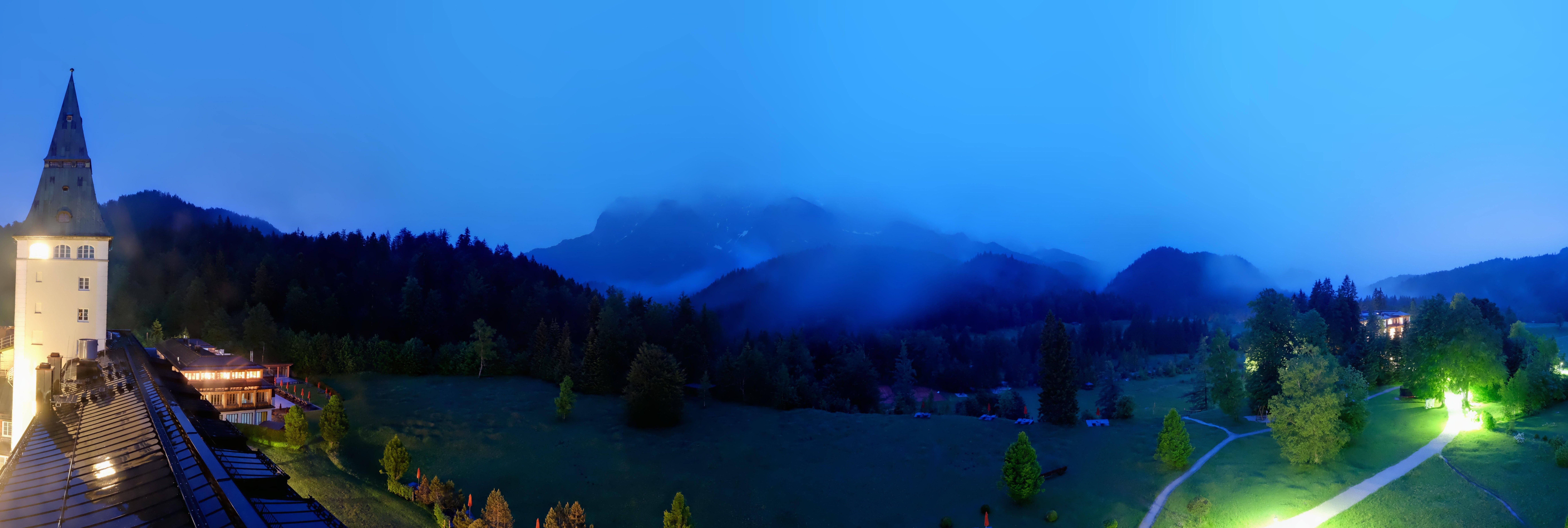 Archiv Foto Webcam Garmisch-Partenkirchen: Schloss Elmau