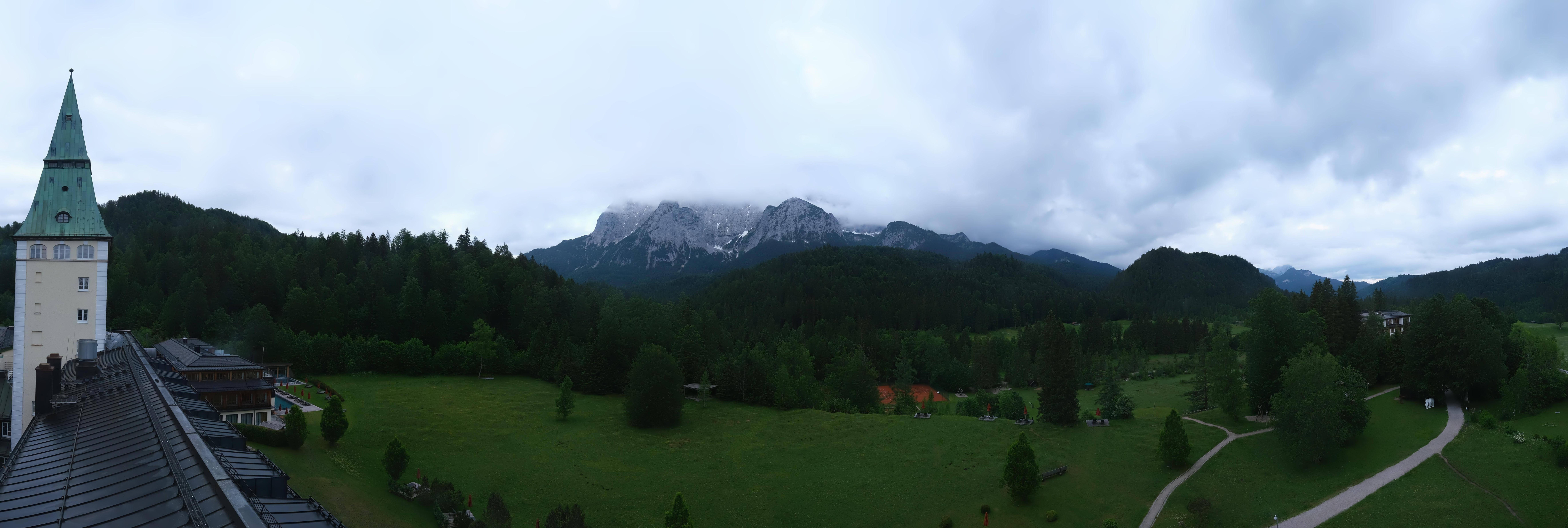 Archiv Foto Webcam Garmisch-Partenkirchen: Schloss Elmau