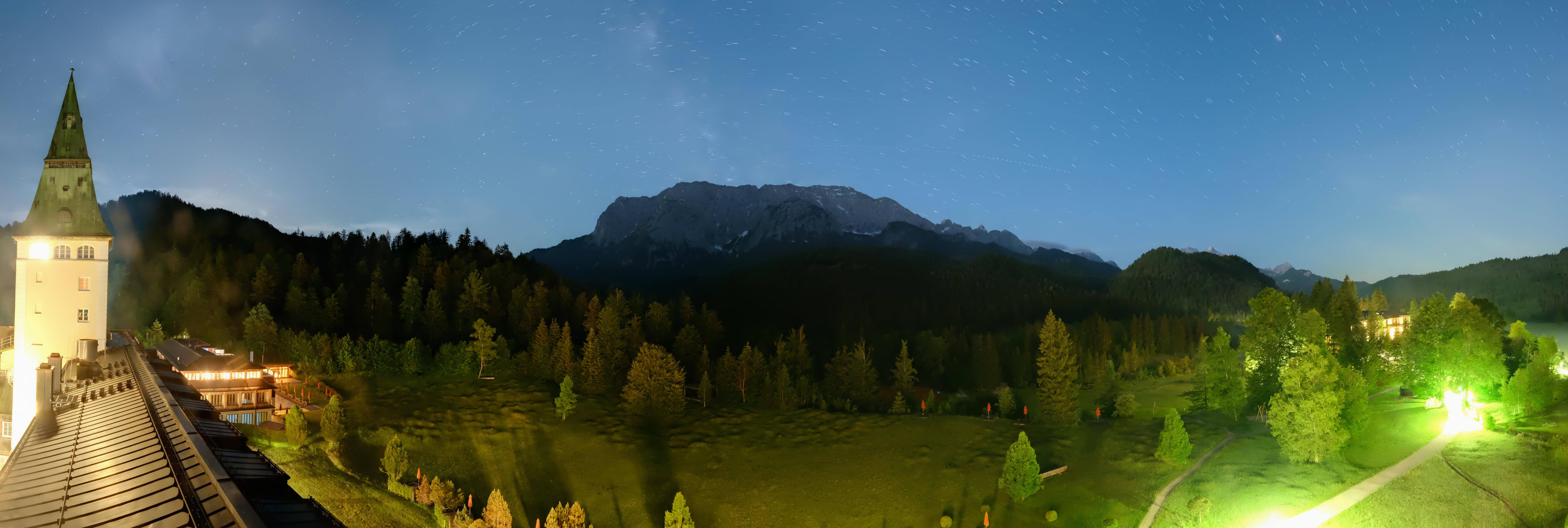 Archiv Foto Webcam Garmisch-Partenkirchen: Schloss Elmau