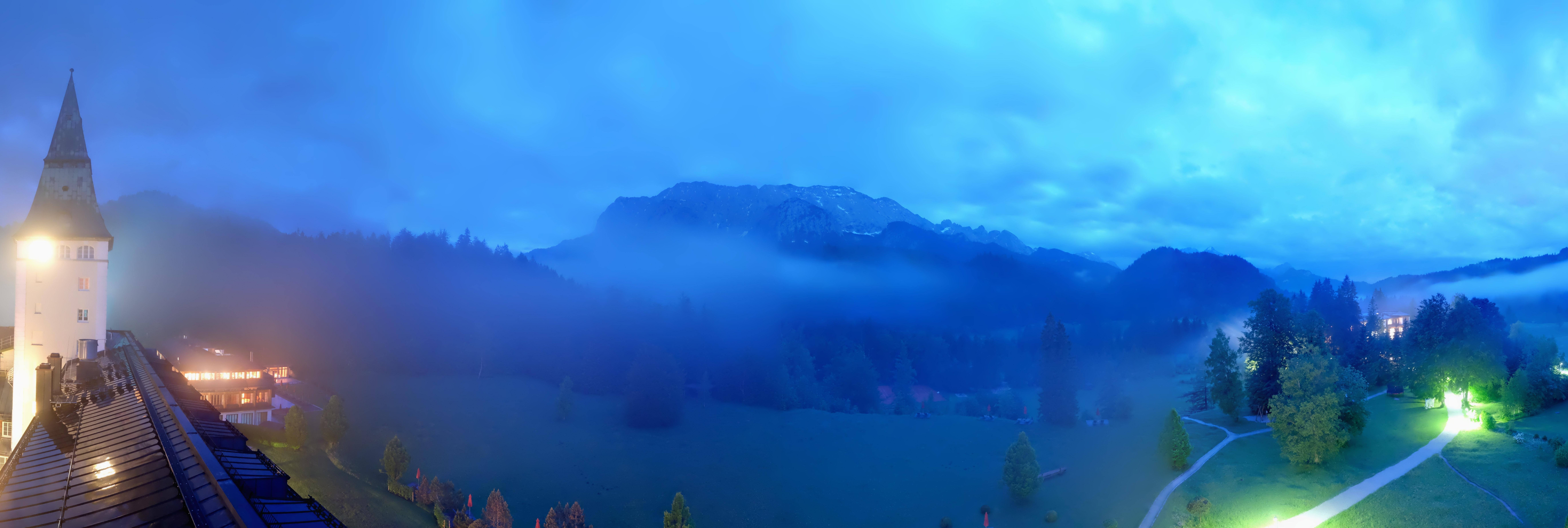 Archiv Foto Webcam Garmisch-Partenkirchen: Schloss Elmau
