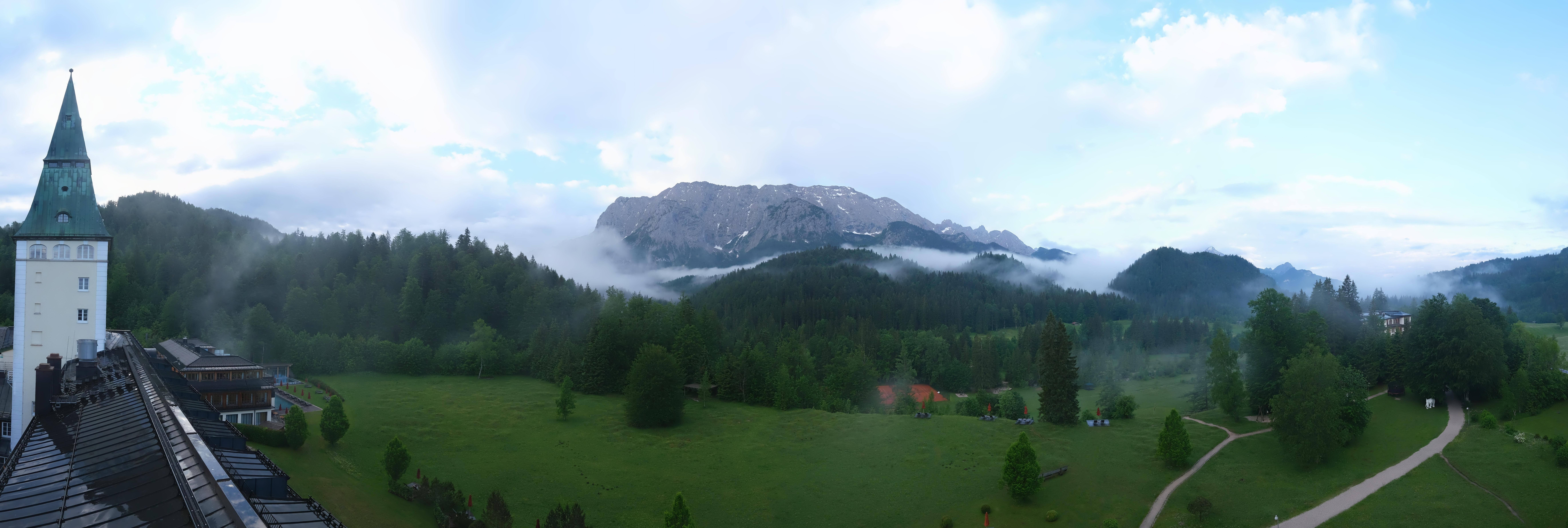 Archiv Foto Webcam Garmisch-Partenkirchen: Schloss Elmau