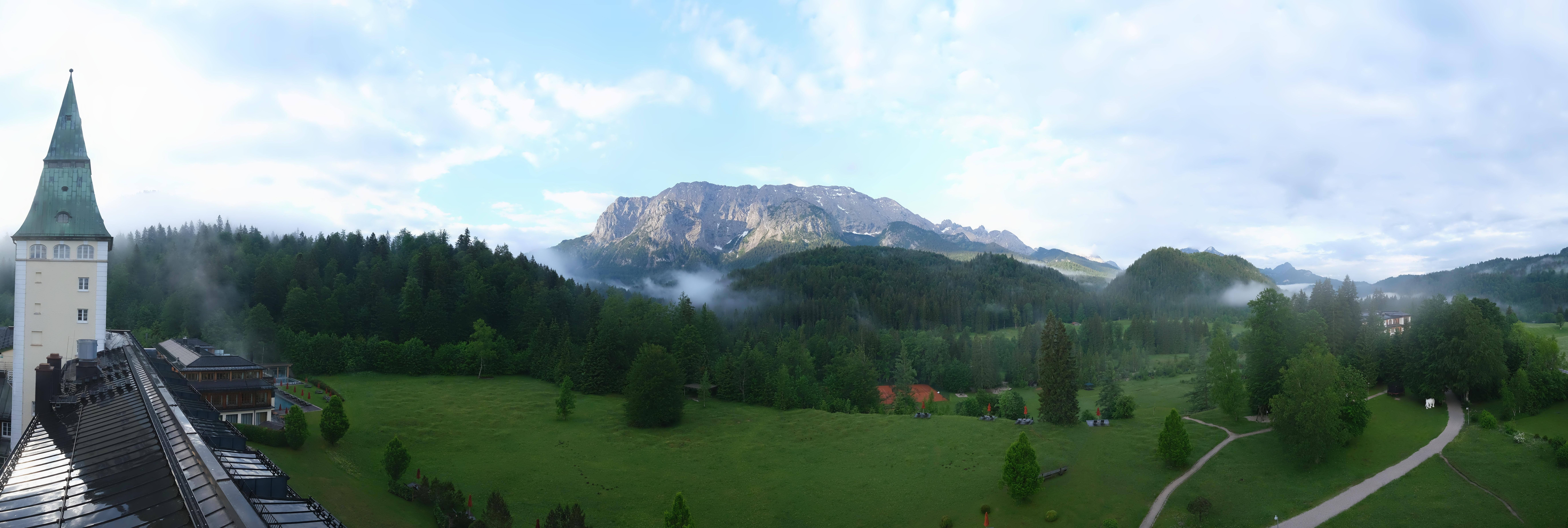Archiv Foto Webcam Garmisch-Partenkirchen: Schloss Elmau