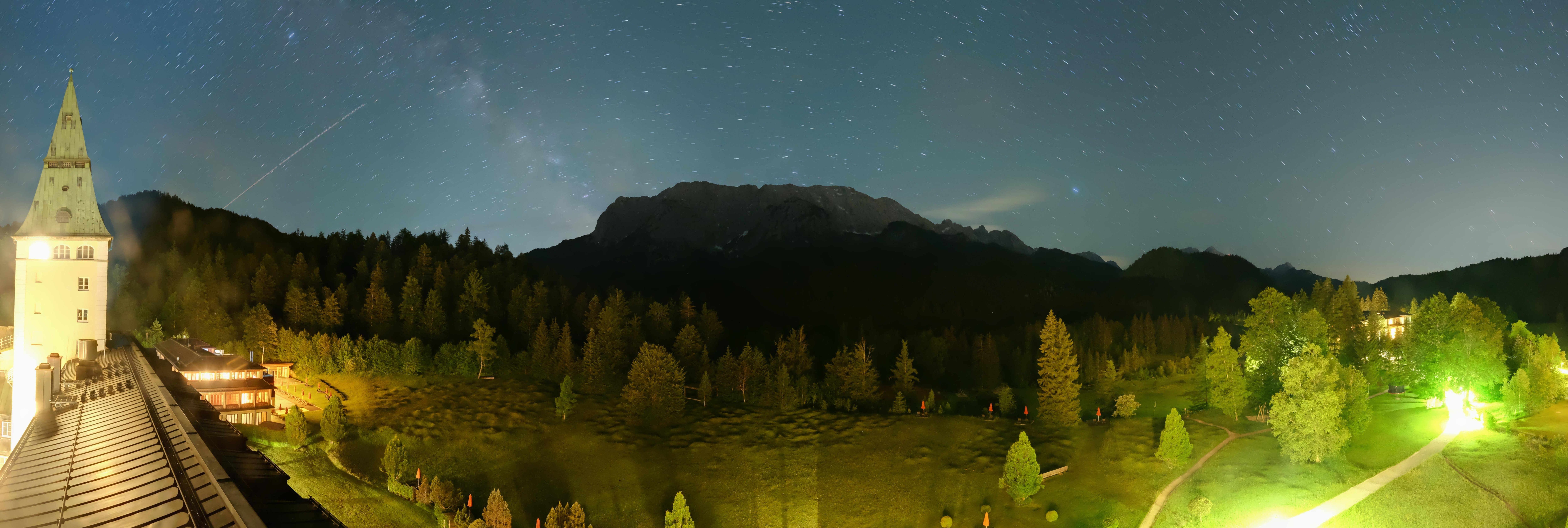 Archiv Foto Webcam Garmisch-Partenkirchen: Schloss Elmau