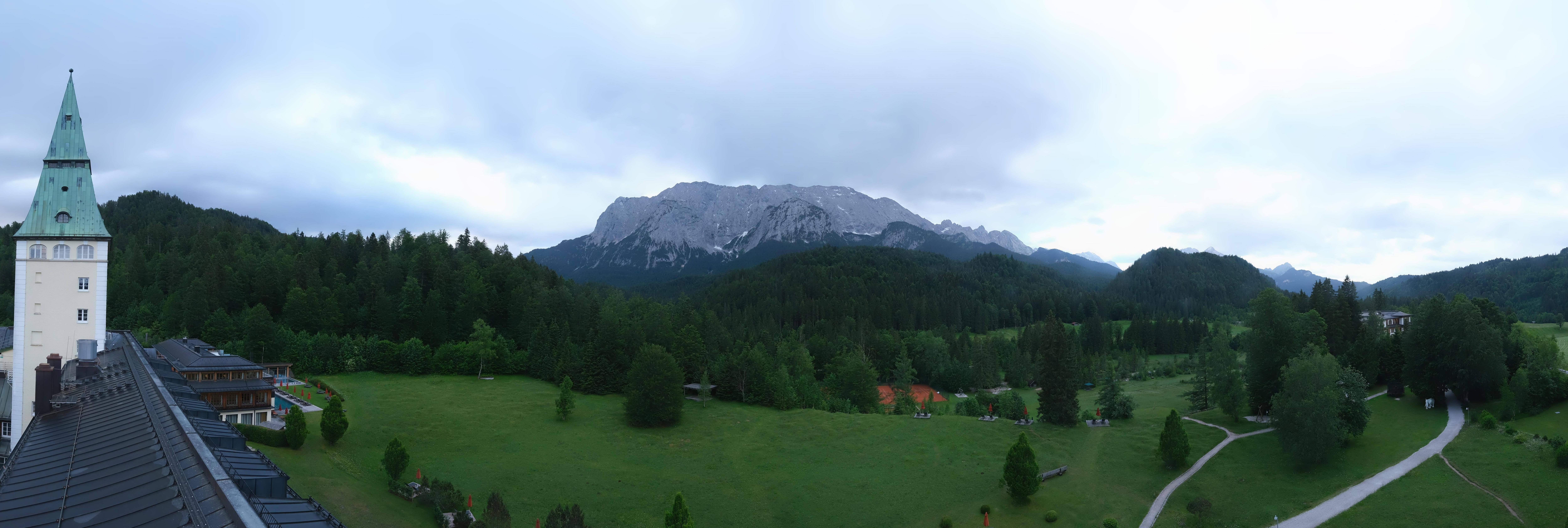 Archiv Foto Webcam Garmisch-Partenkirchen: Schloss Elmau