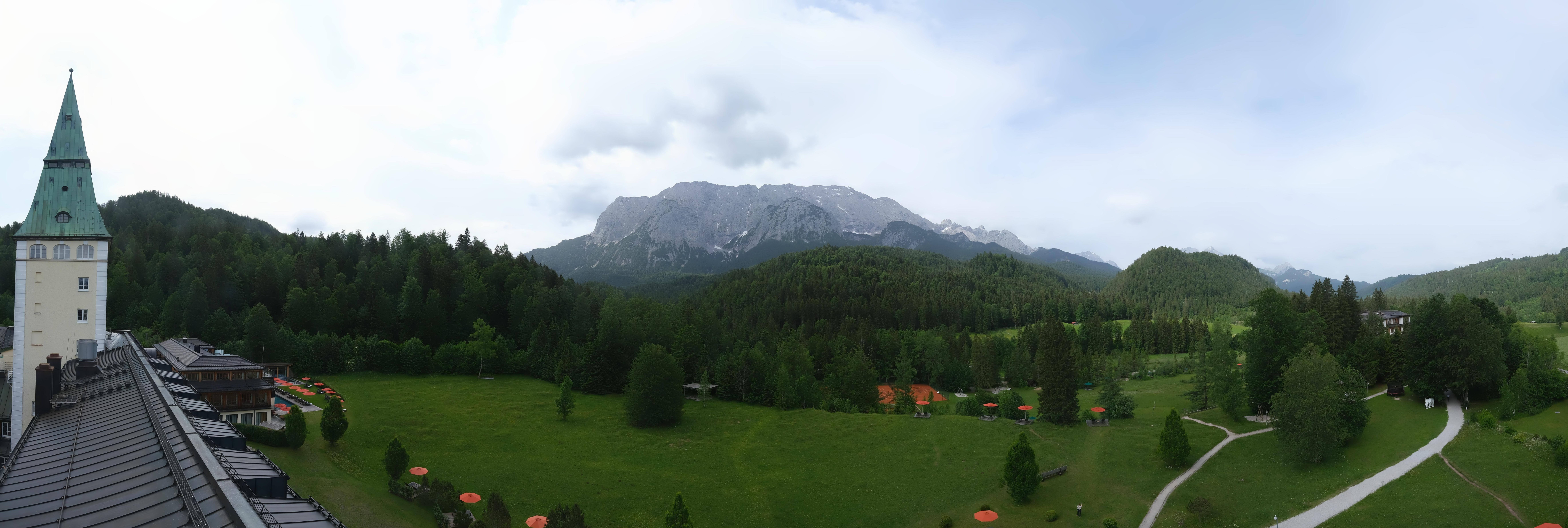 Archiv Foto Webcam Garmisch-Partenkirchen: Schloss Elmau